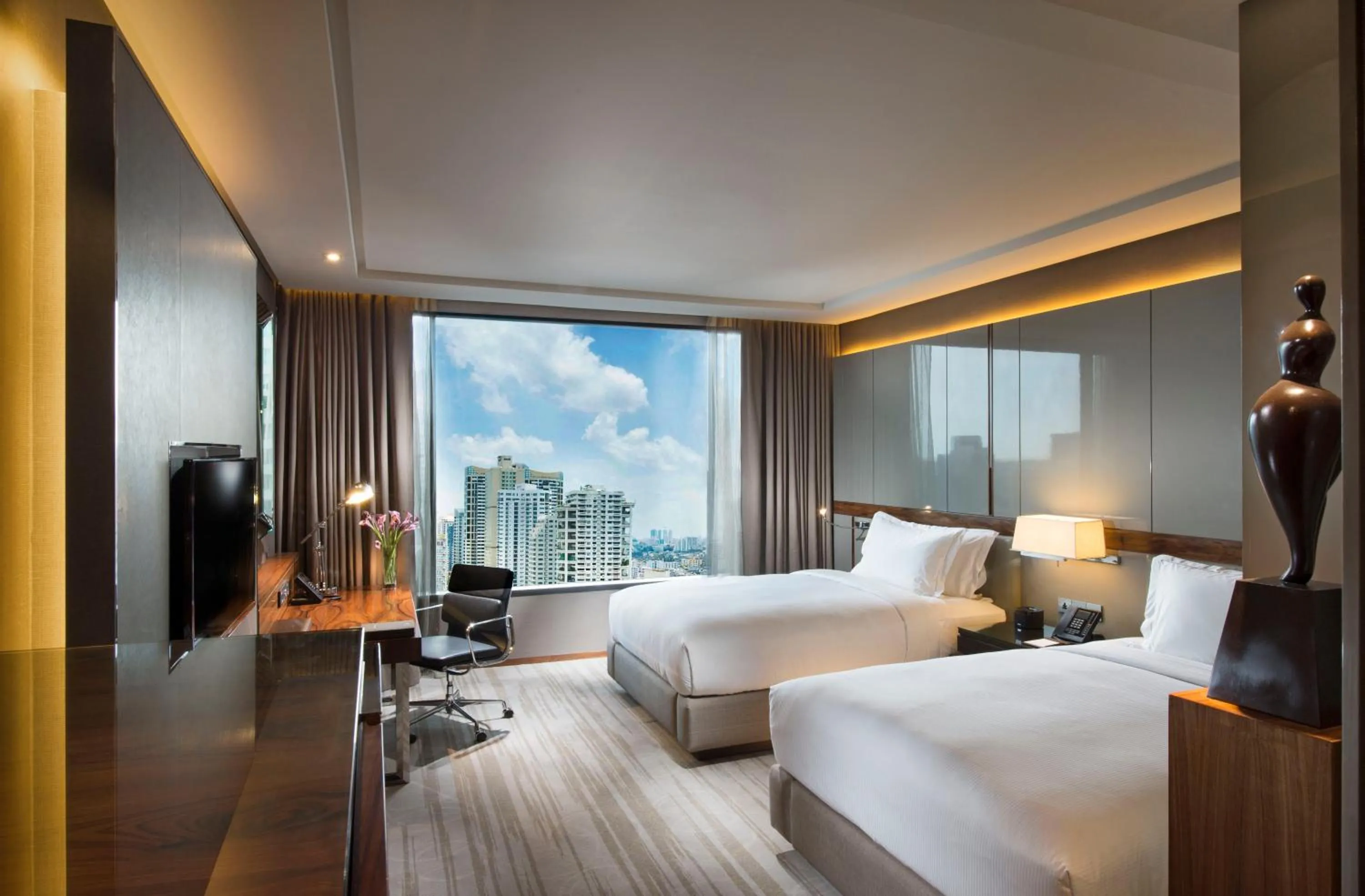 Bedroom, Bed in Hilton Sukhumvit Bangkok