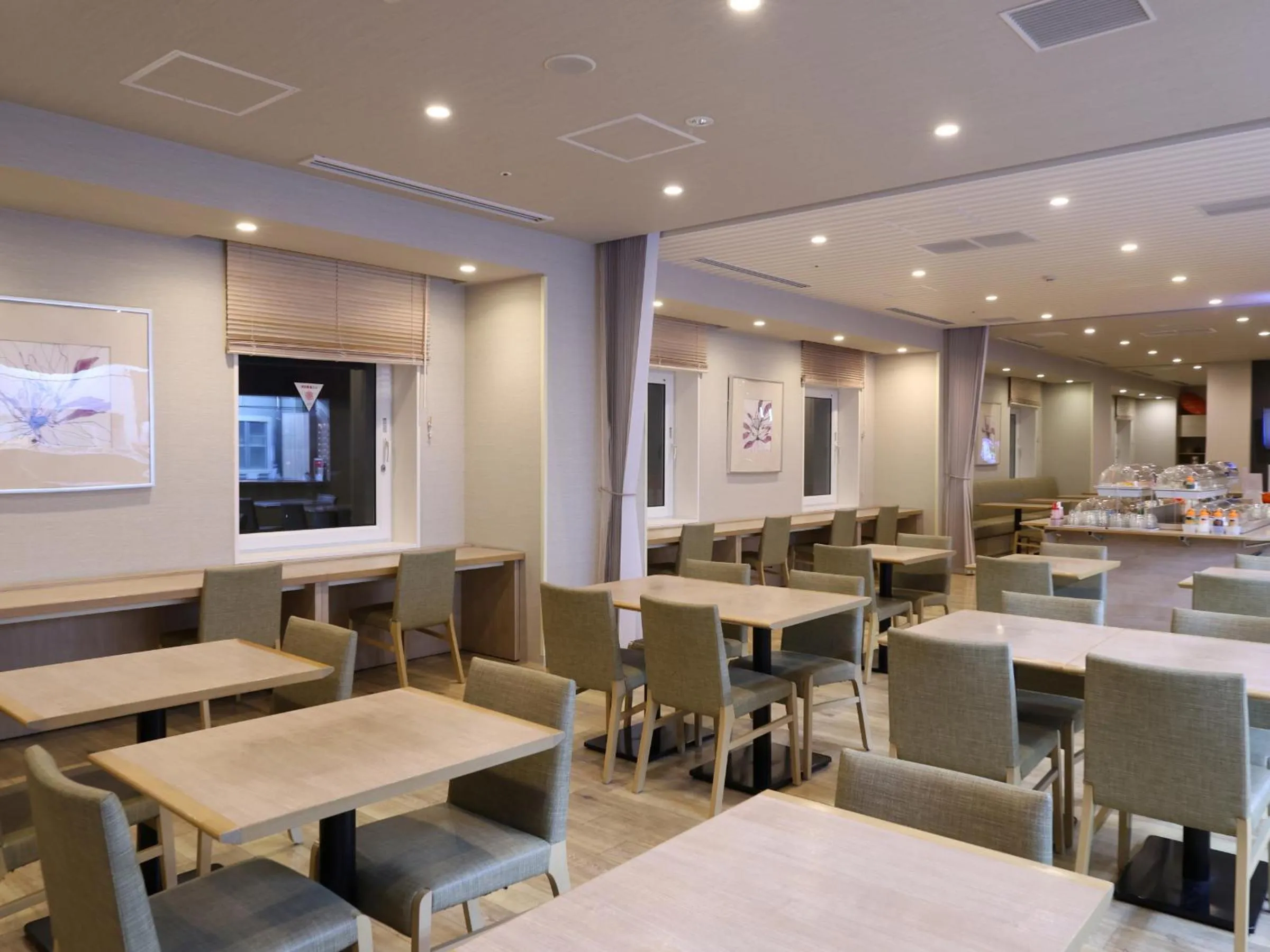 Restaurant/places to eat in Dormy Inn Gifu Ekimae
