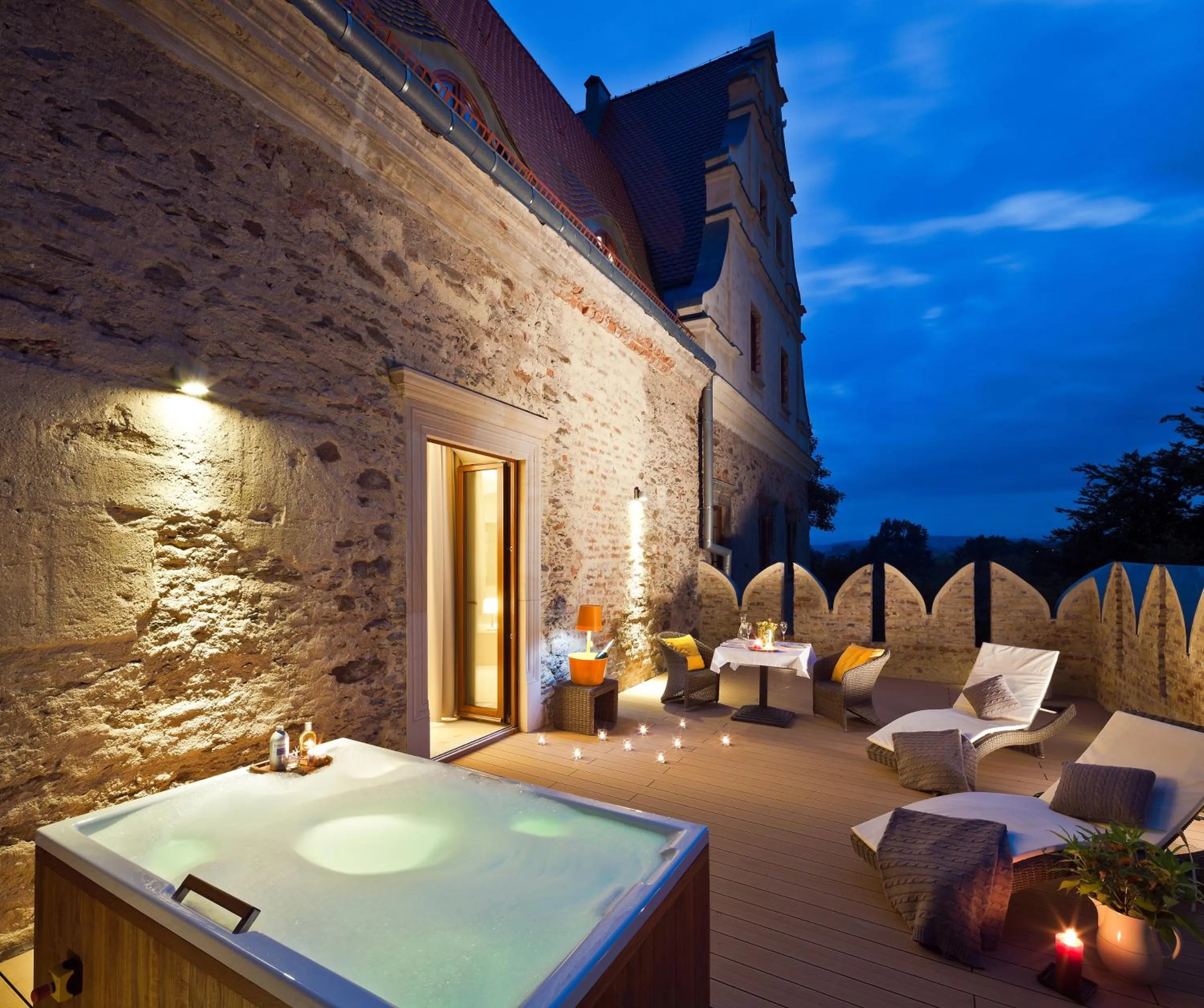 Night in Uroczysko Siedmiu Stawów & Spa by L'Occitane