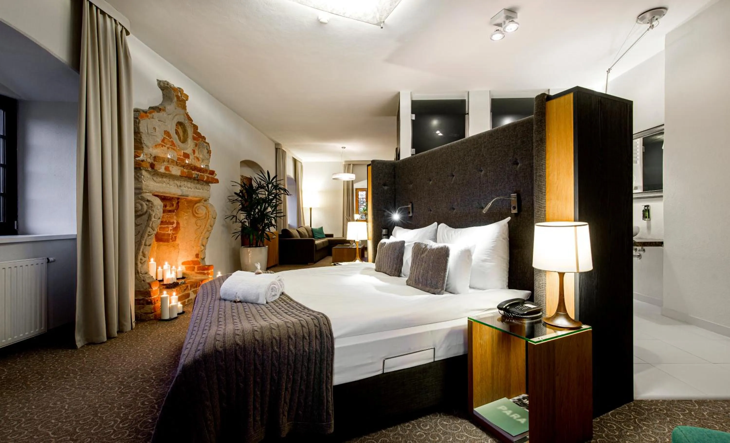 Bed in Uroczysko Siedmiu Stawów & Spa by L'Occitane