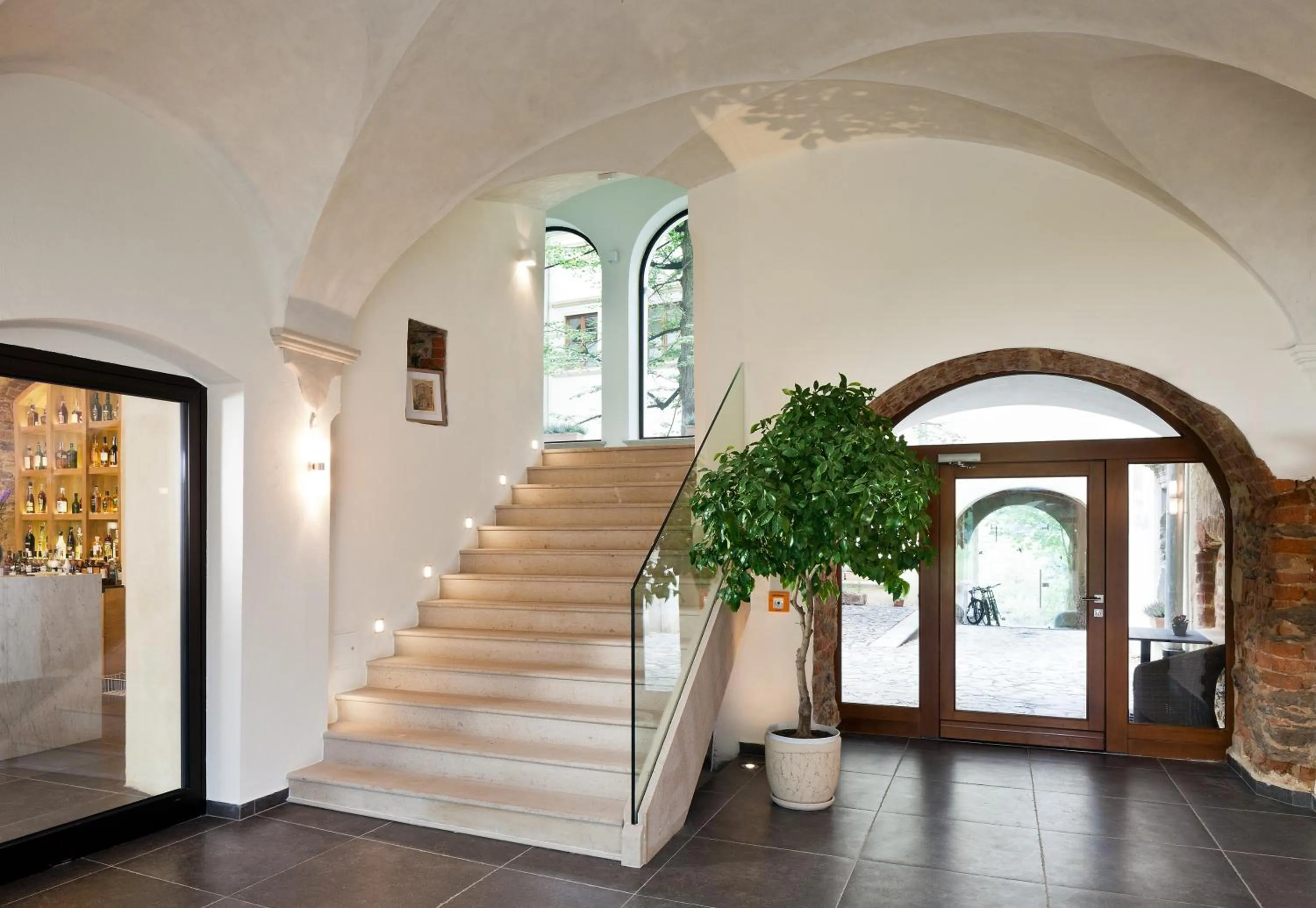Lobby or reception in Uroczysko Siedmiu Stawów & Spa by L'Occitane