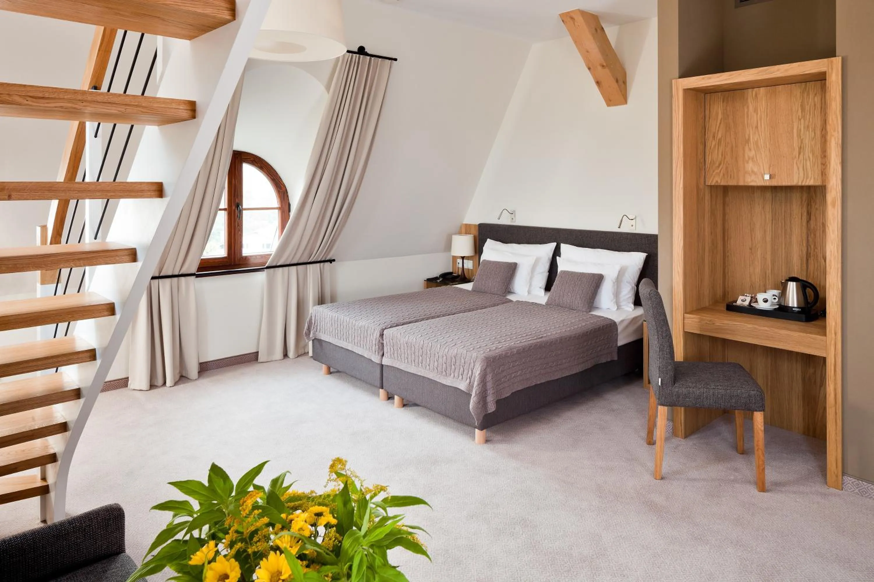 Bed in Uroczysko Siedmiu Stawów & Spa by L'Occitane