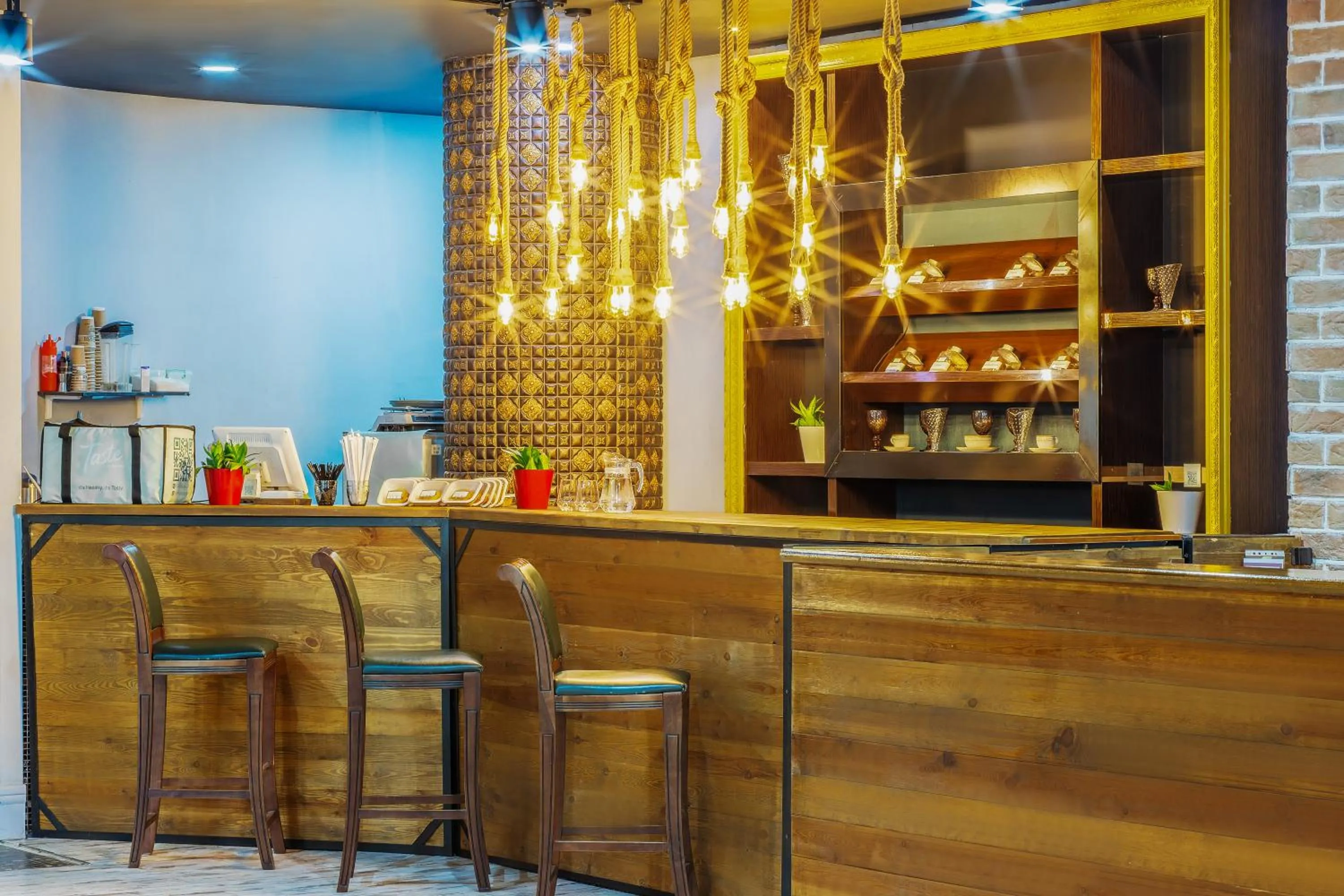 Coffee/tea facilities in Darhan Boutique Hotel