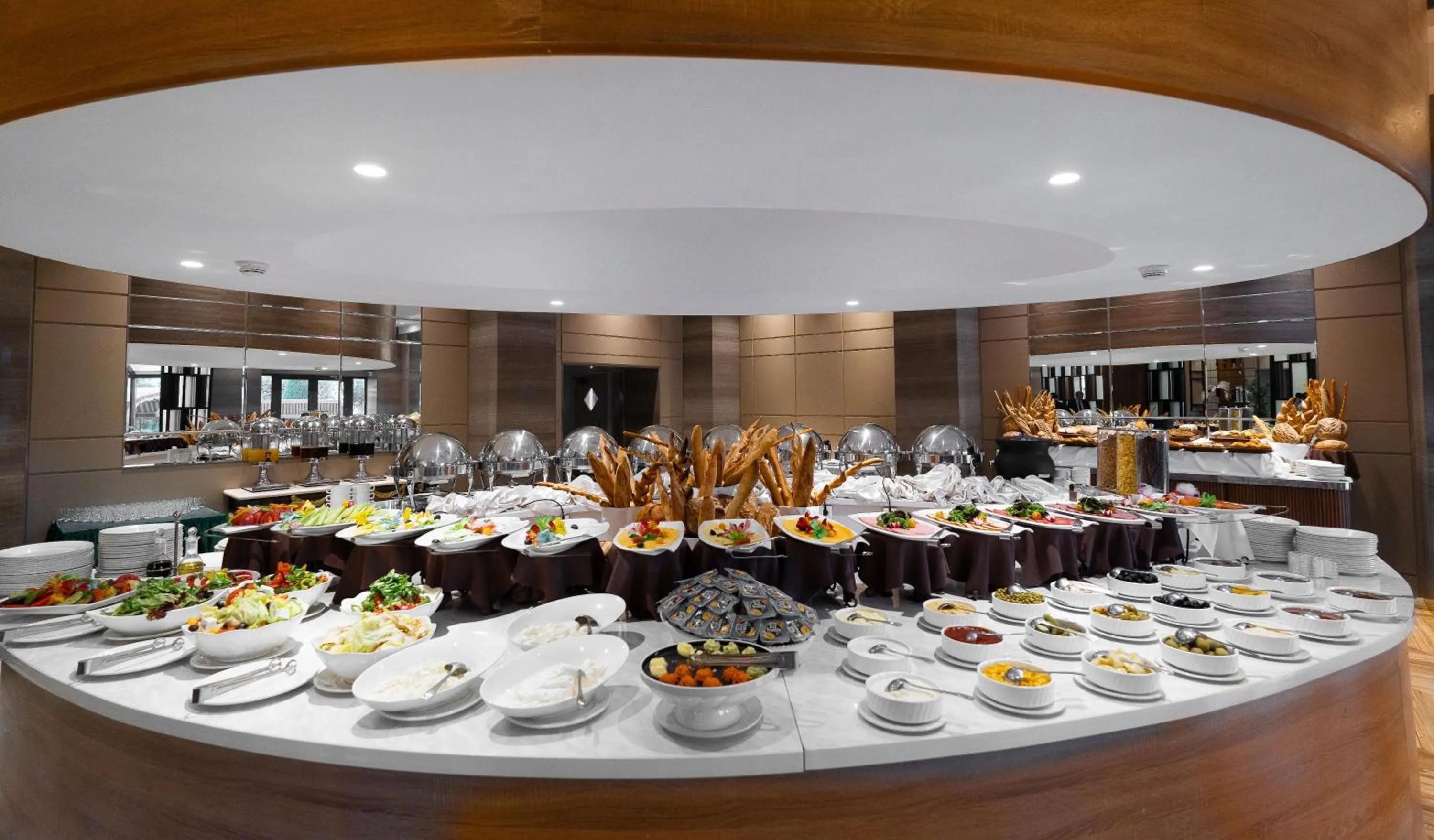 Breakfast in AZIMUT Grand Hotel Tashkent