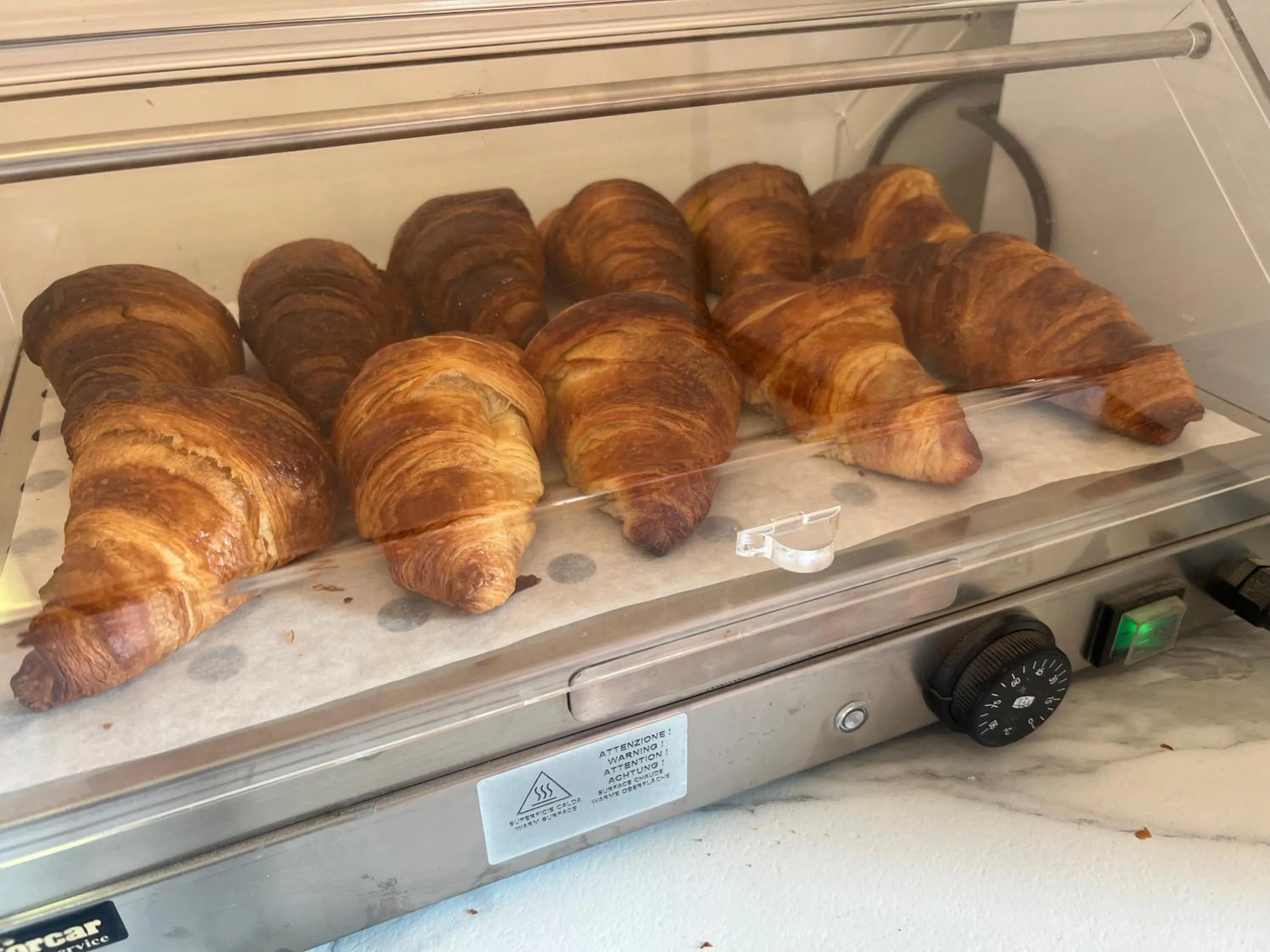 Breakfast in Minerva Monks Inn