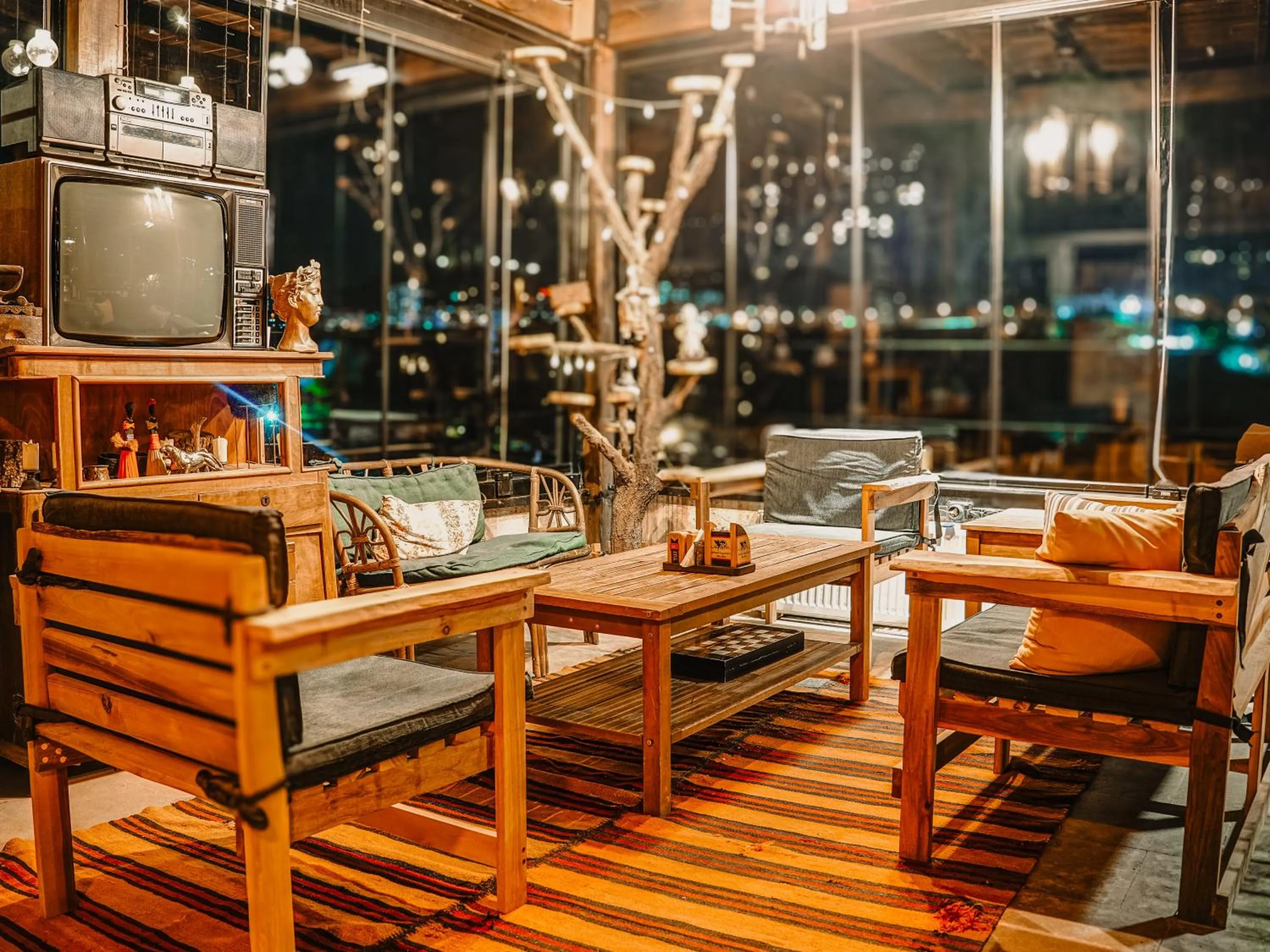 Communal lounge/ TV room in Mahperi Cappadocia Cave