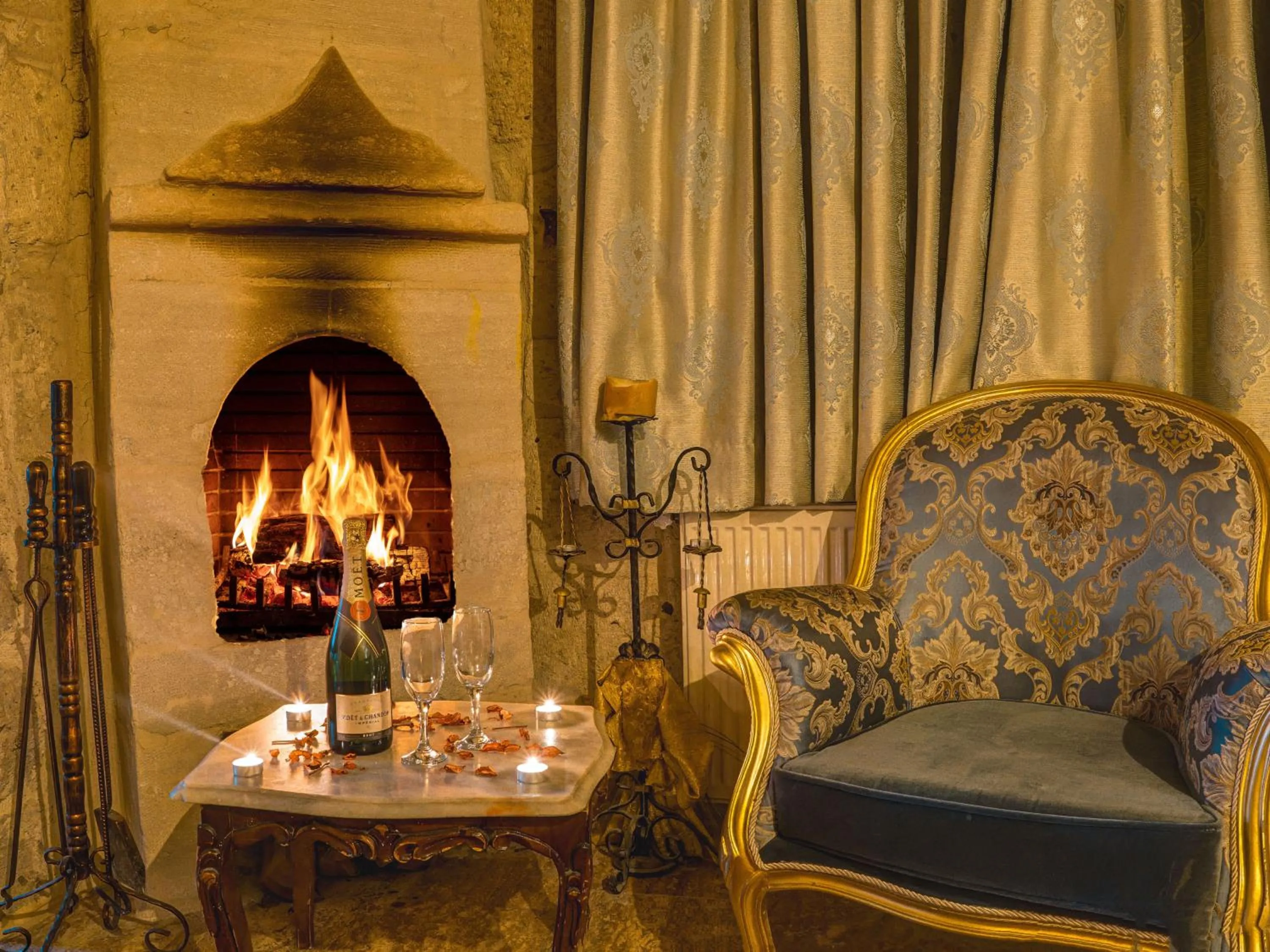 fireplace in Mahperi Cappadocia Cave