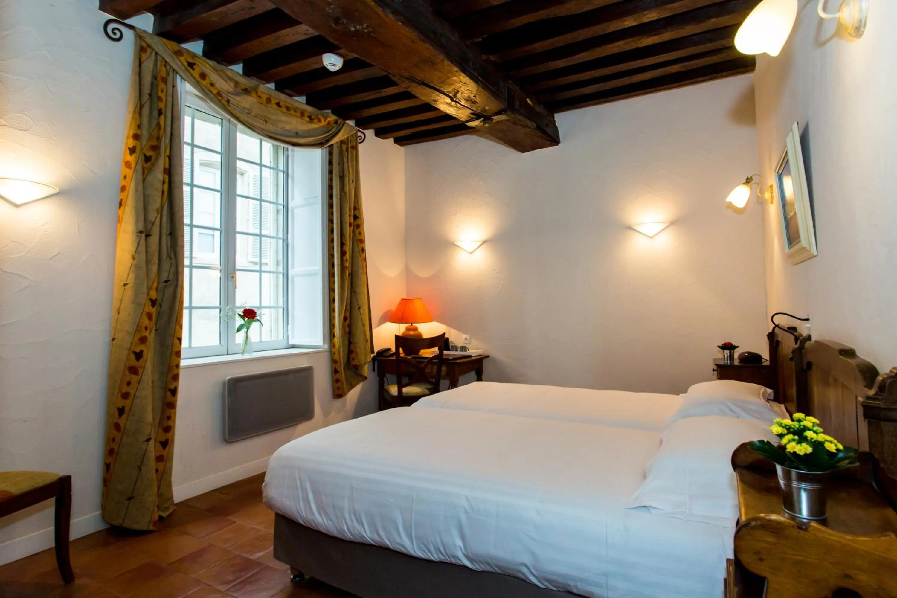 Bedroom in Hotel Les Ursulines