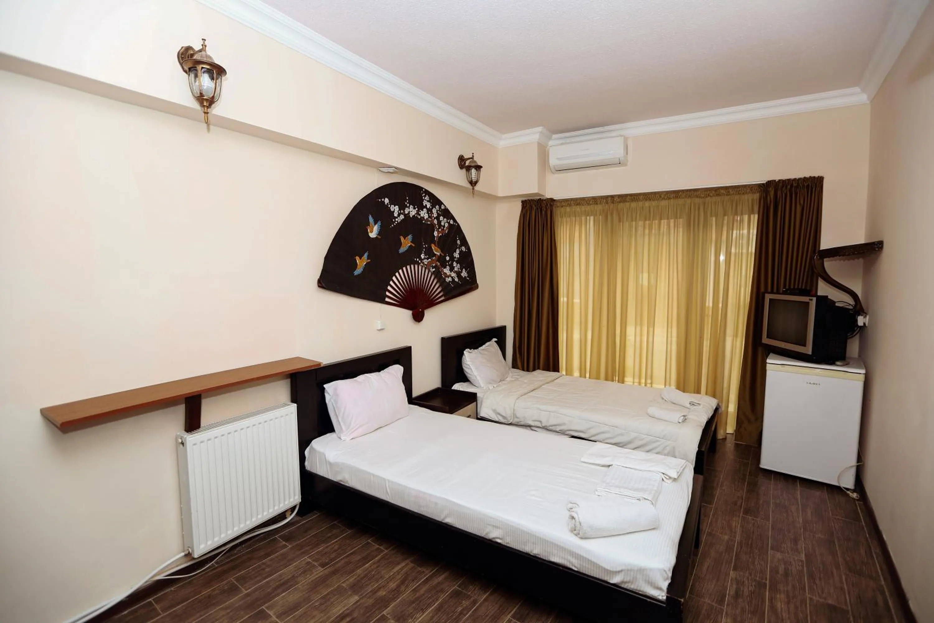 Photo of the whole room, Bed in Hotel Isaka