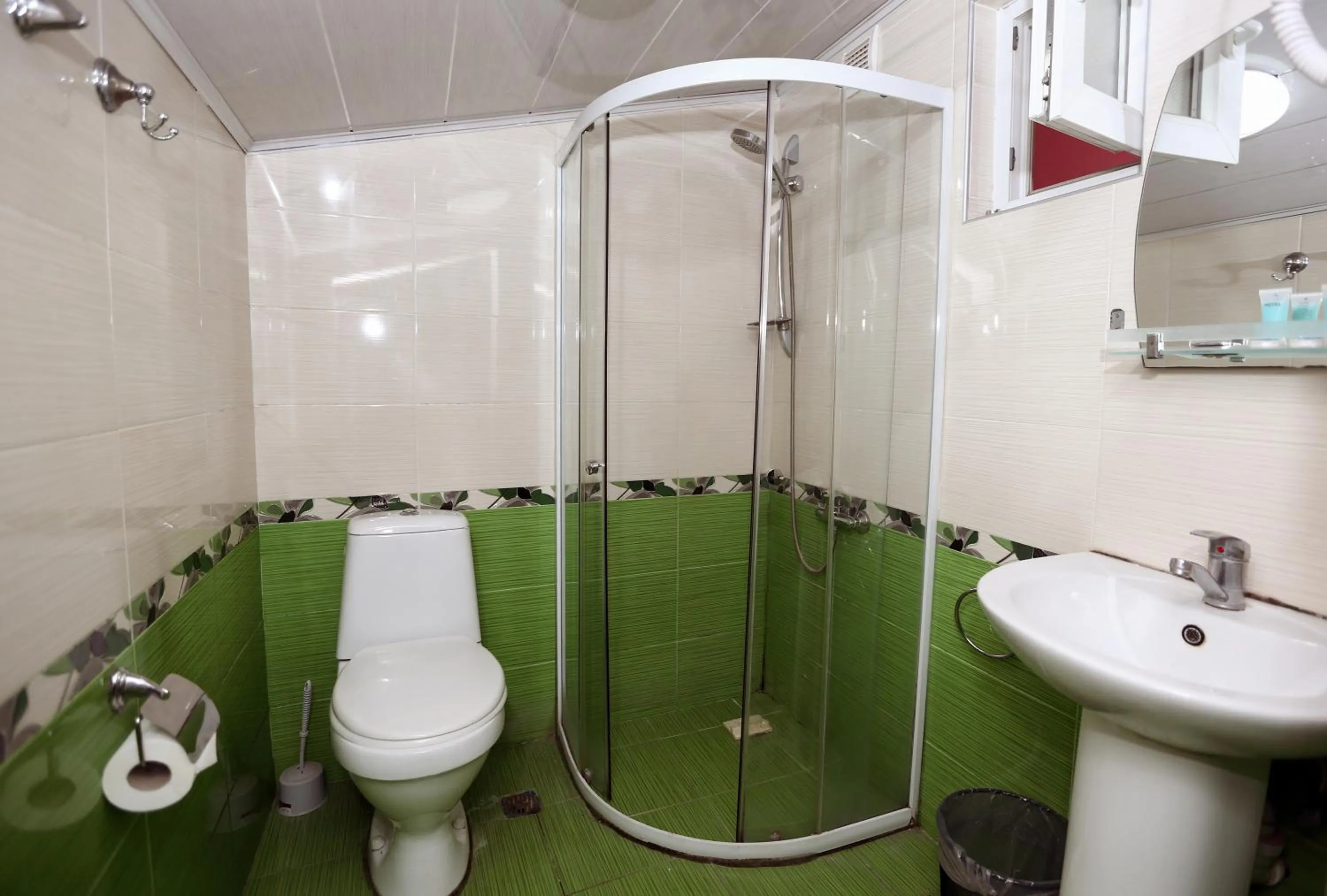 Bathroom in Hotel Isaka