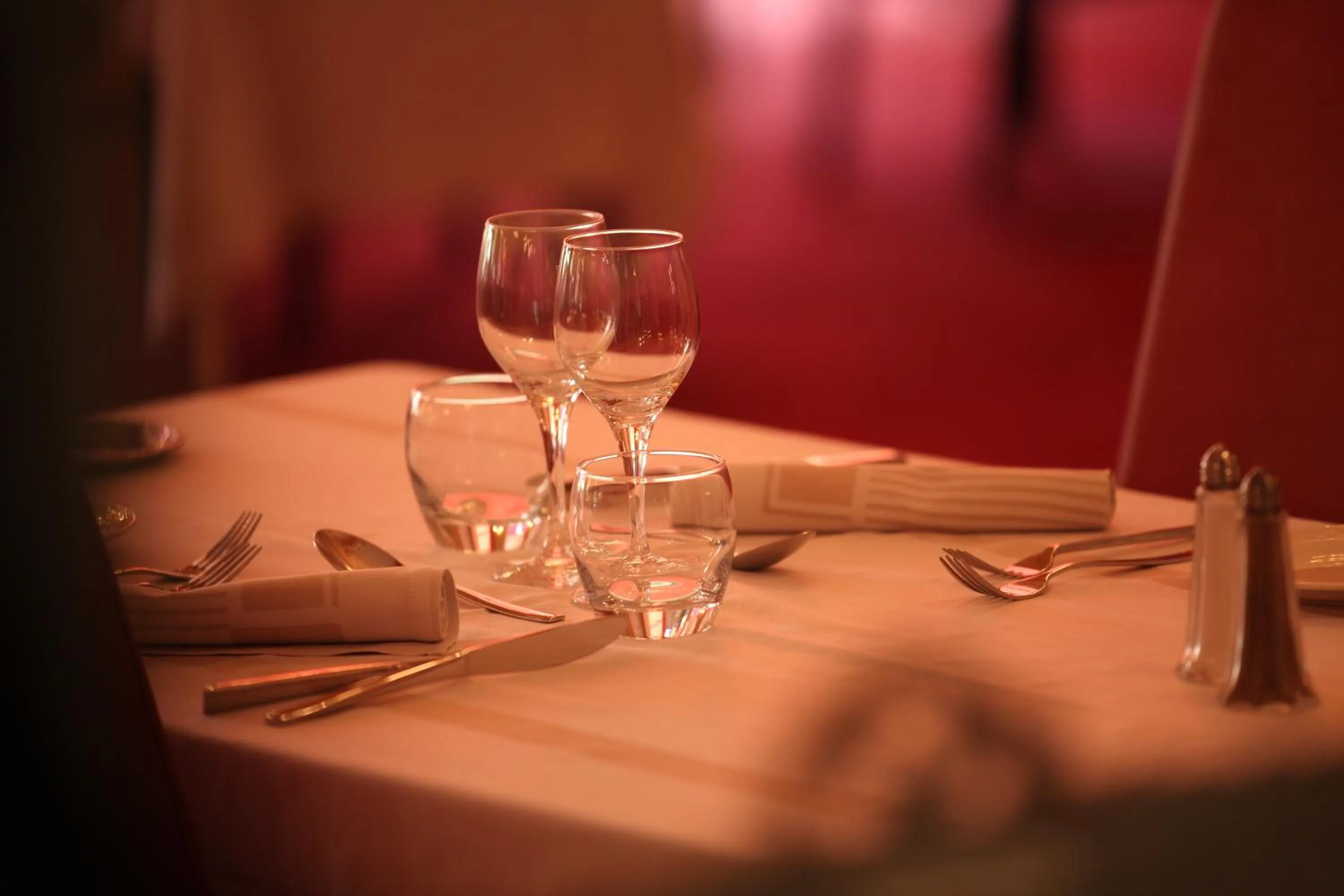 Restaurant/places to eat in Le Grand Hotel de Plombières by Popinns