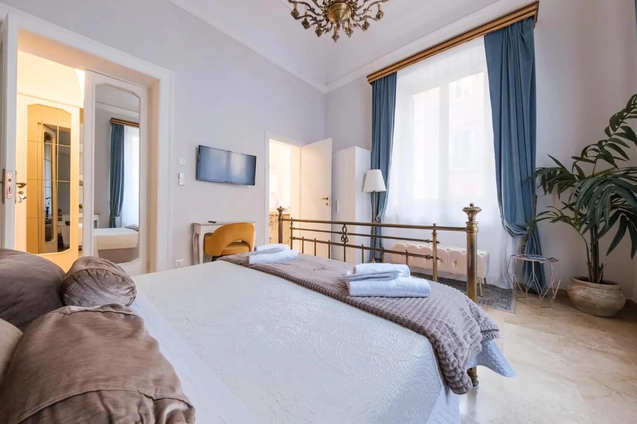 TV and multimedia, Bed in Il galleone