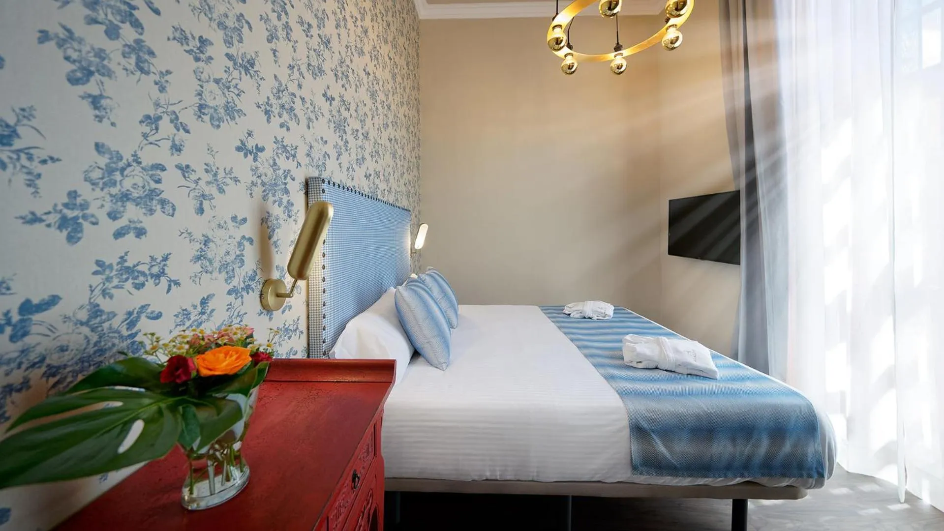 Bedroom, Bed in Hotel Emblemático Agáldar