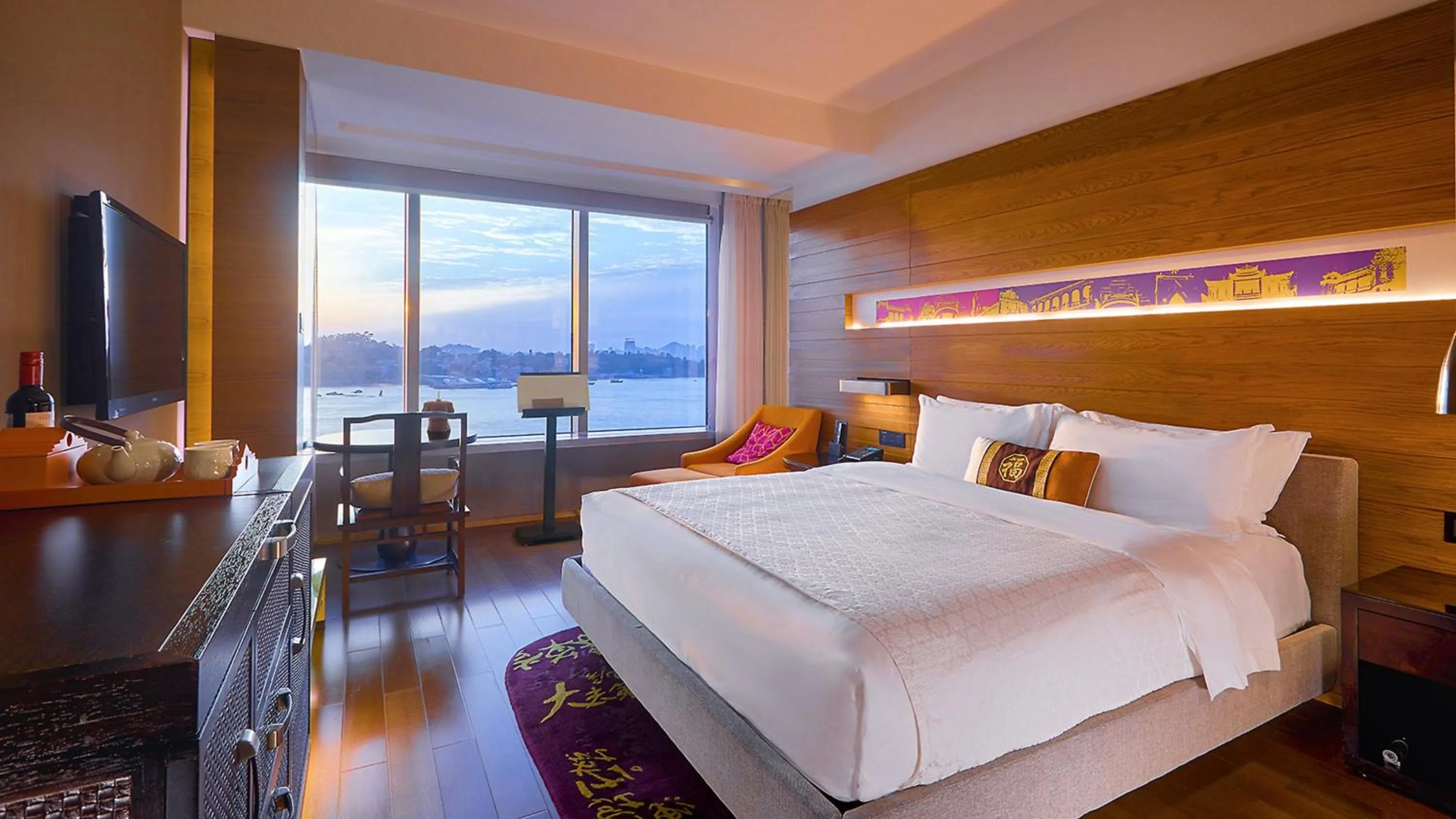 Photo of the whole room, Bed in Hotel Indigo Xiamen Harbour by IHG
