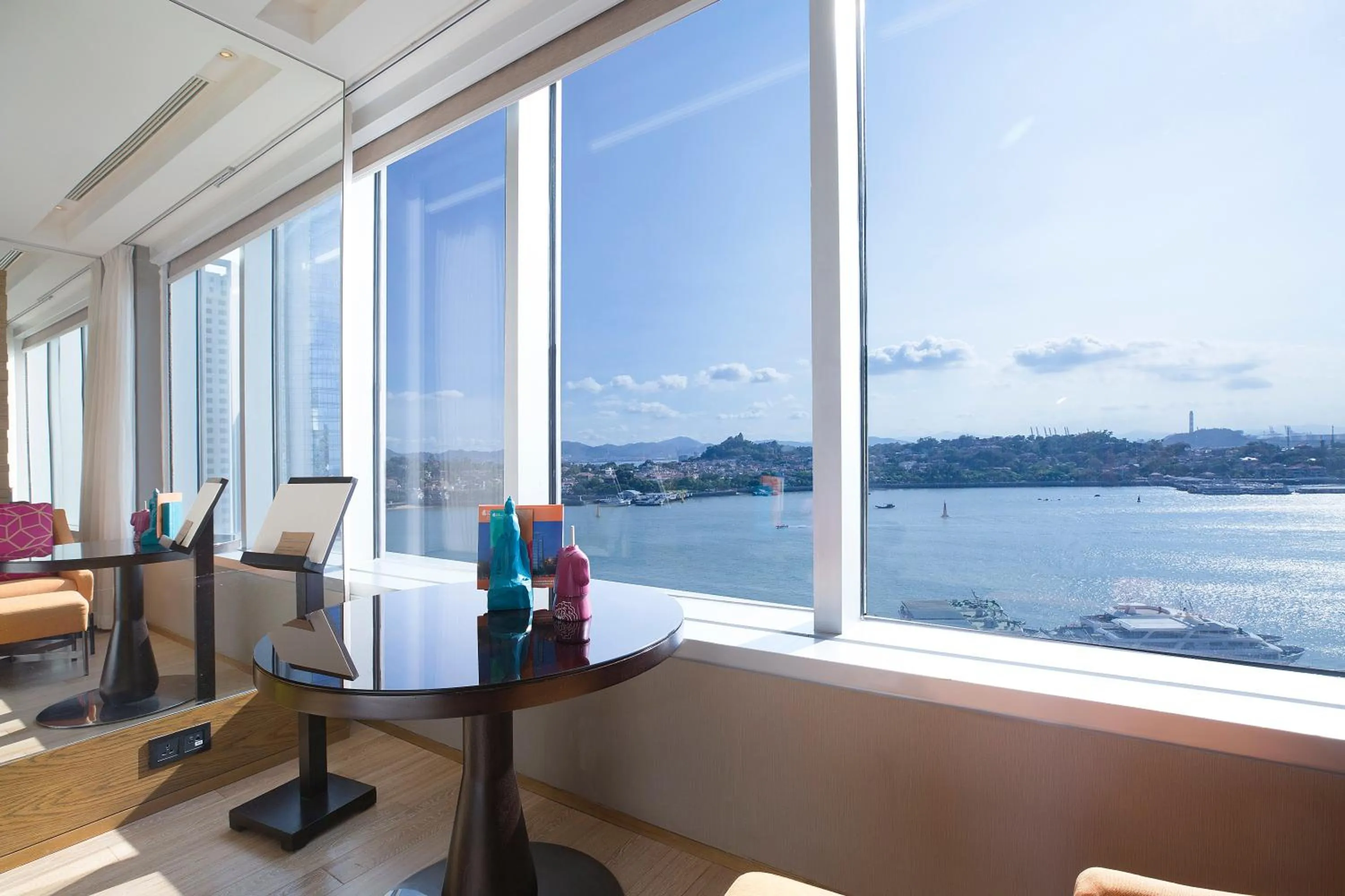 Photo of the whole room in Hotel Indigo Xiamen Harbour by IHG