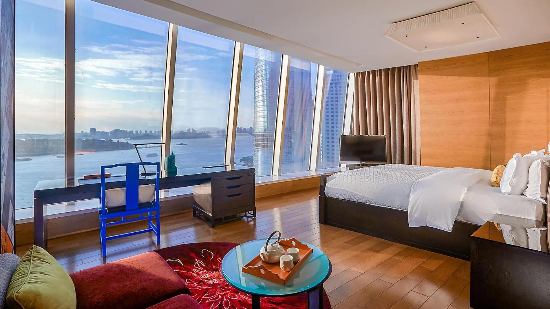 View (from property/room), Bed in Hotel Indigo Xiamen Harbour by IHG