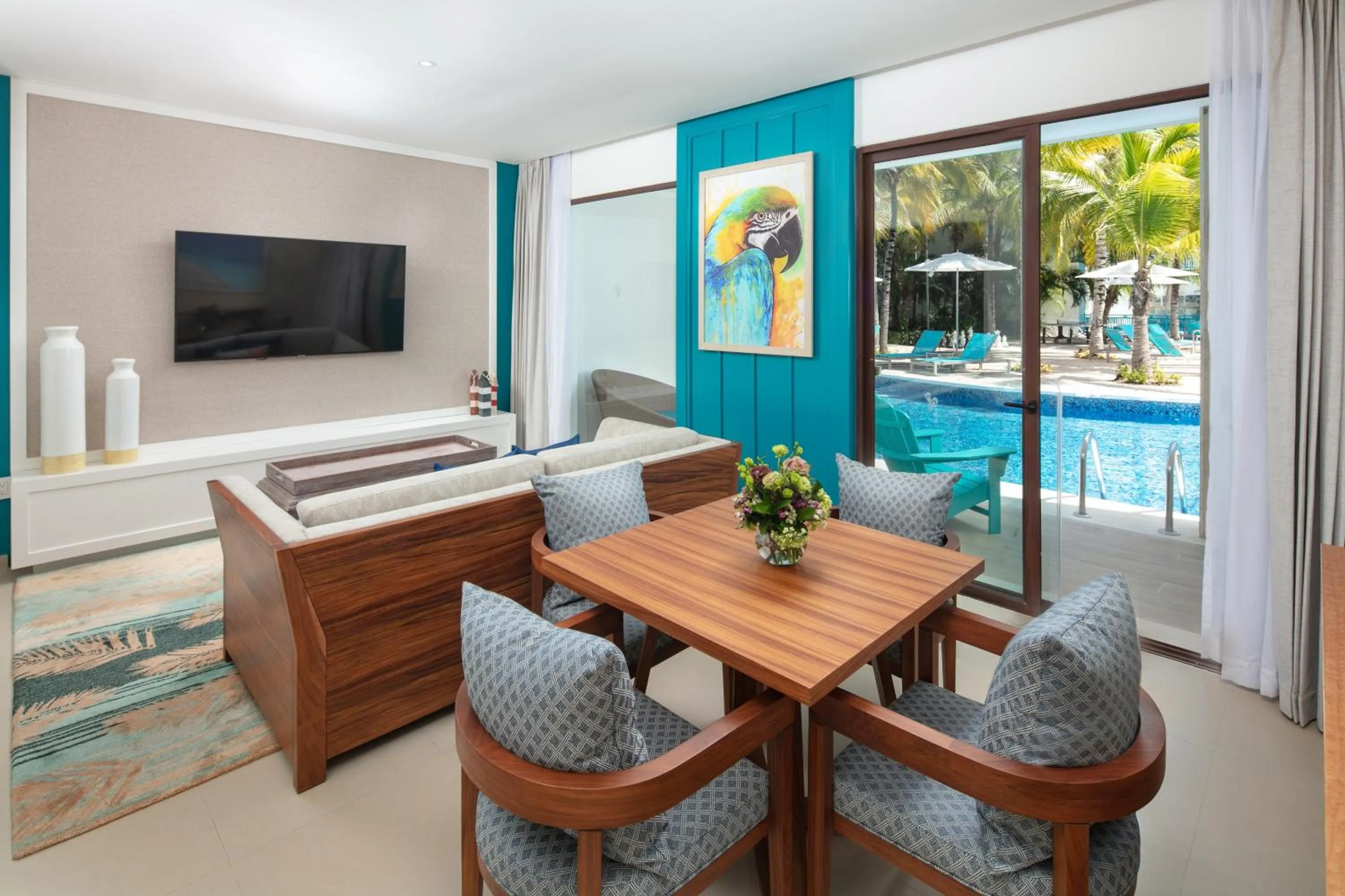 TV and multimedia in Margaritaville Island Reserve Riviera Cancún - A Karisma All-Inclusive Experience for All