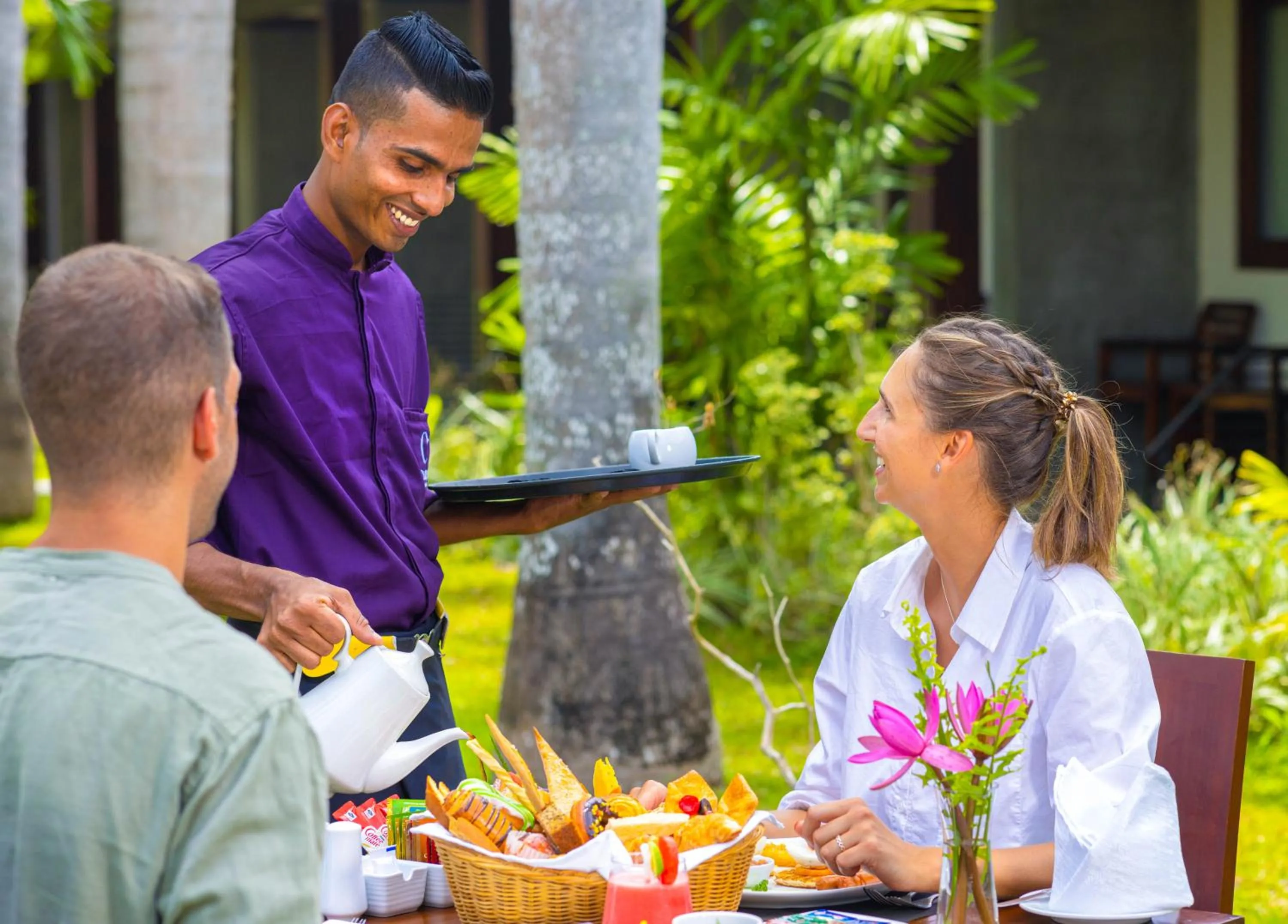 Coffee/tea facilities in Chaarya Resort & Spa