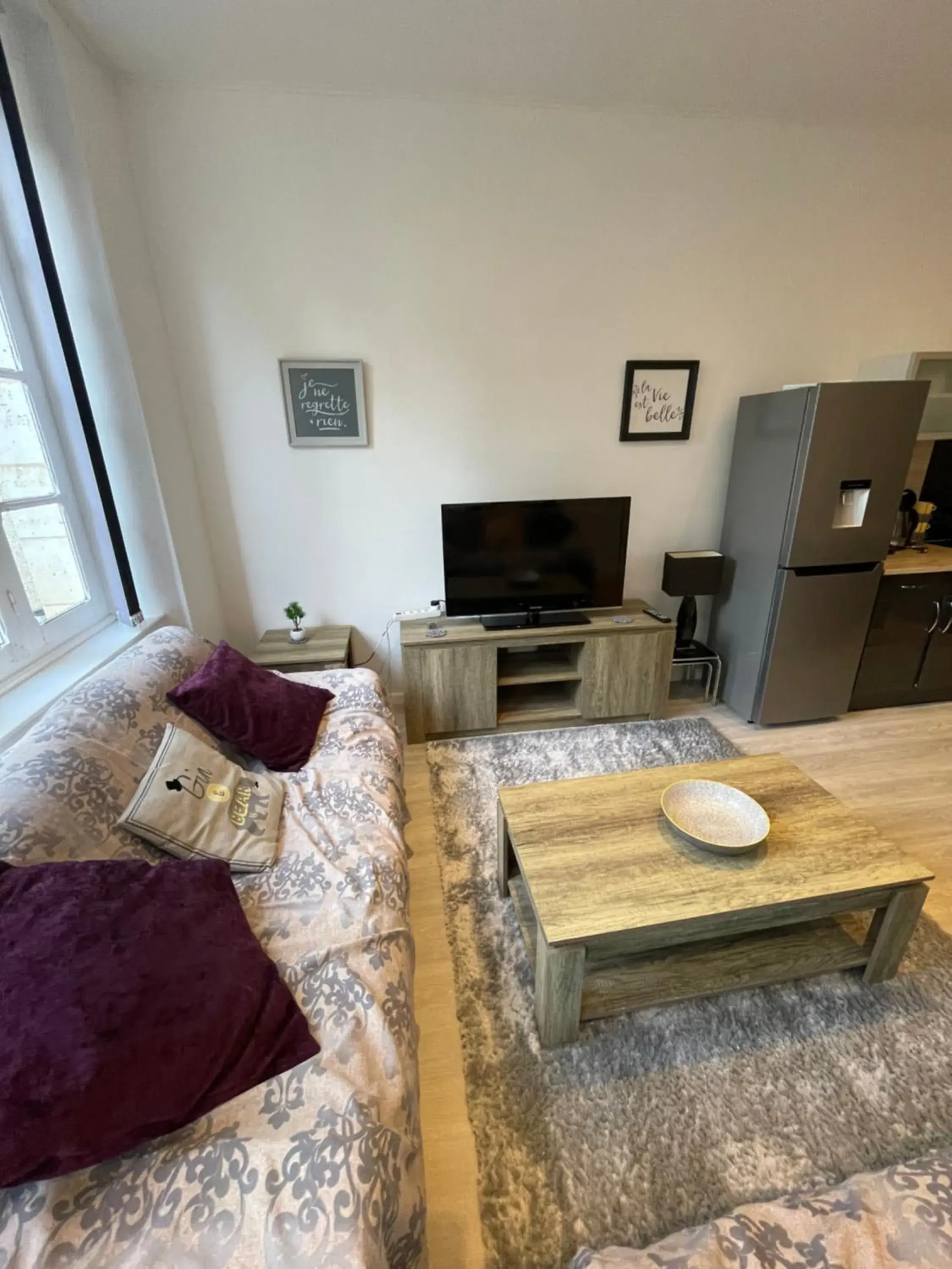 Apartment with Shower in Vue du Château d'Excideuil en chambres Apartment with Shower in Vue du Château d'Excideuil en chambres