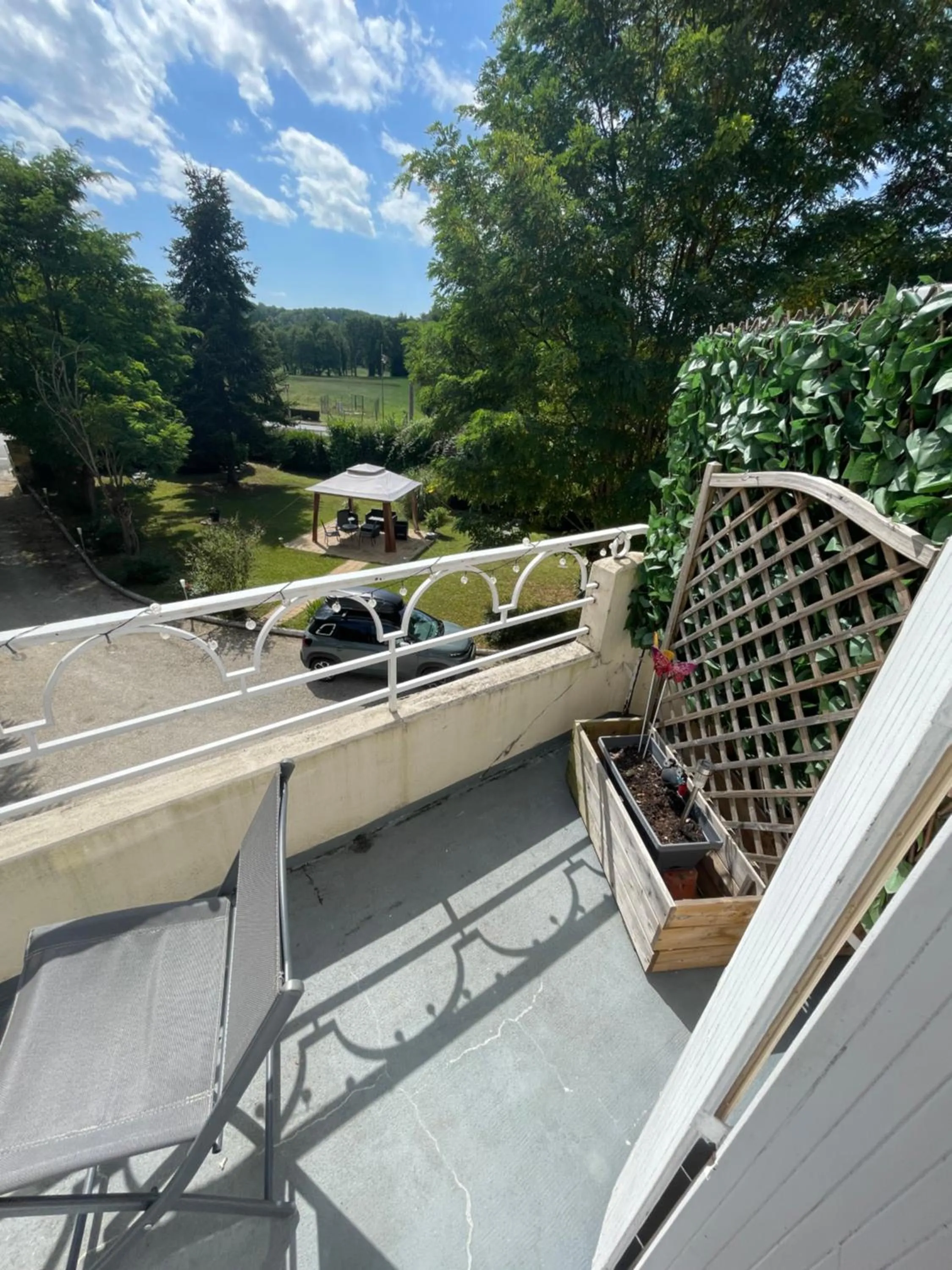 Vue du Château d'Excideuil en chambres