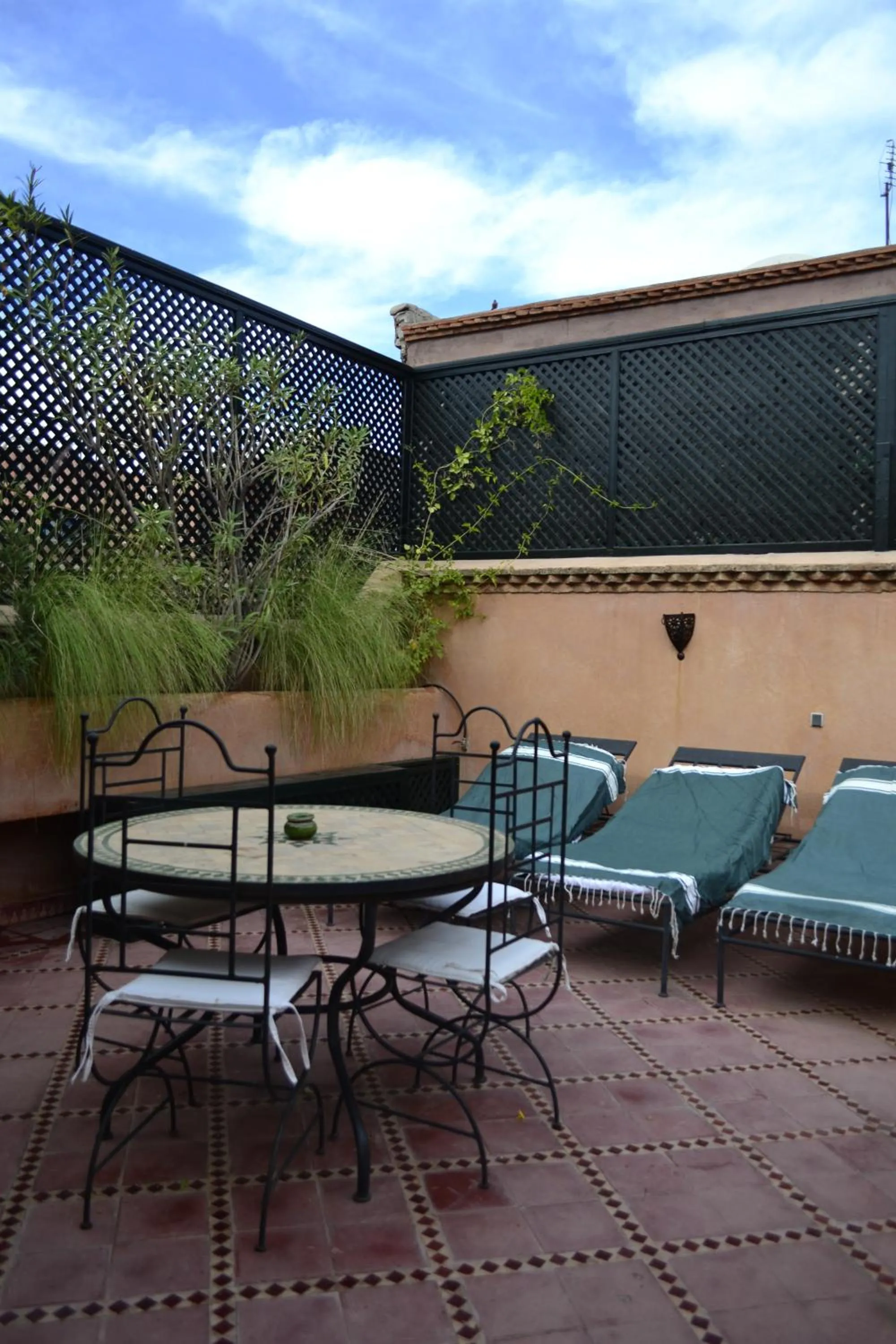 Balcony/Terrace in Riad Charik