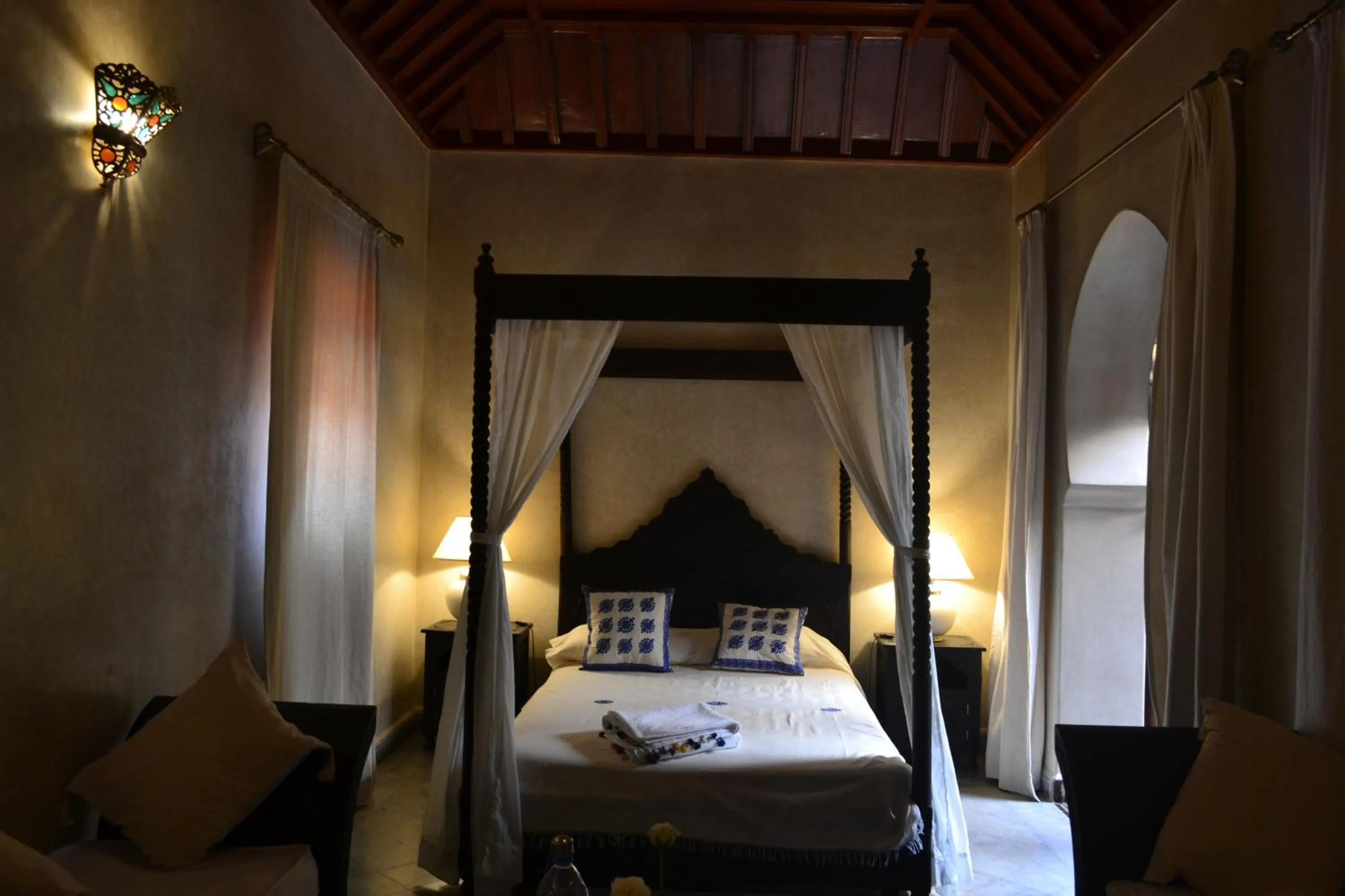 Photo of the whole room, Bed in Riad Charik