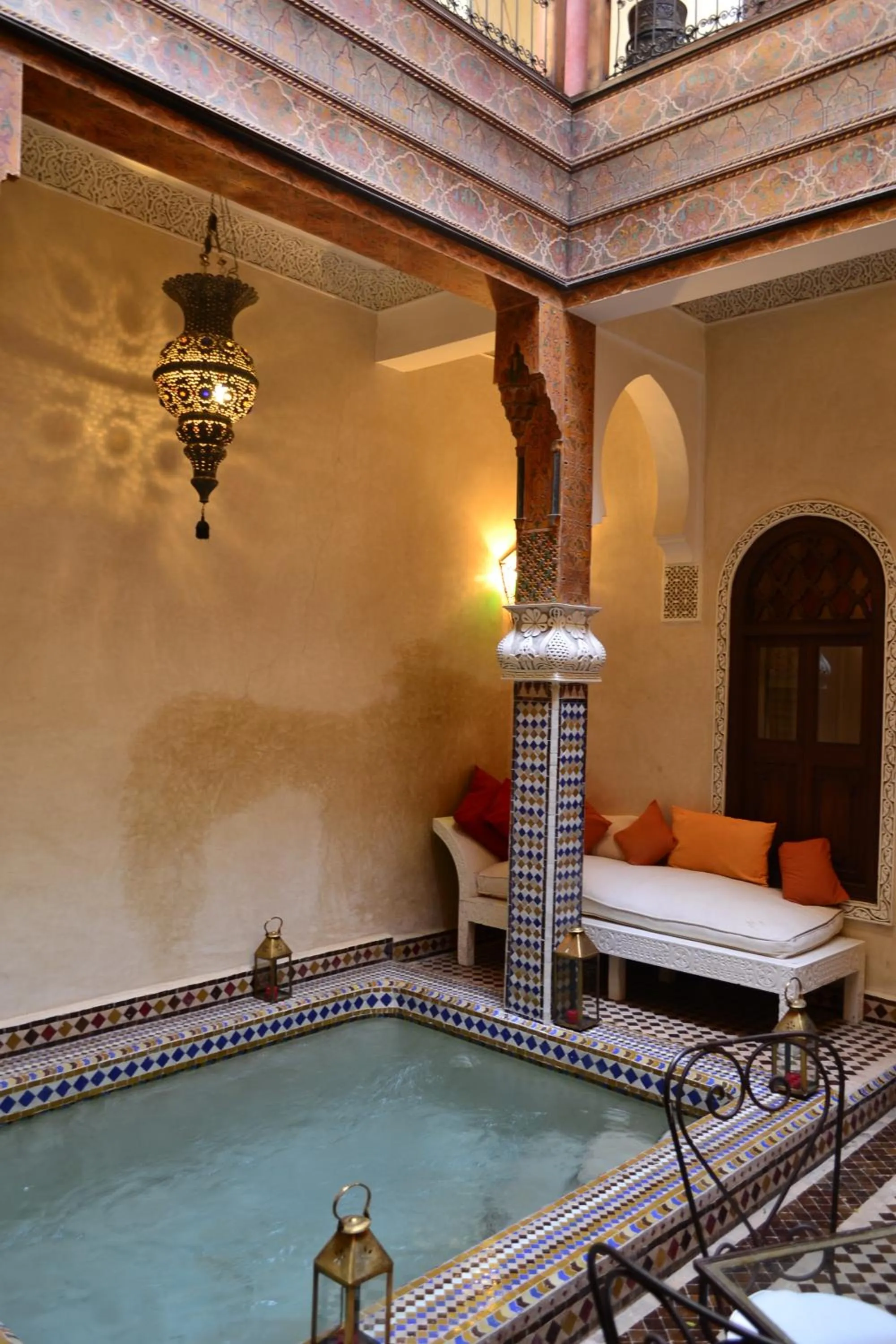 Swimming pool in Riad Charik