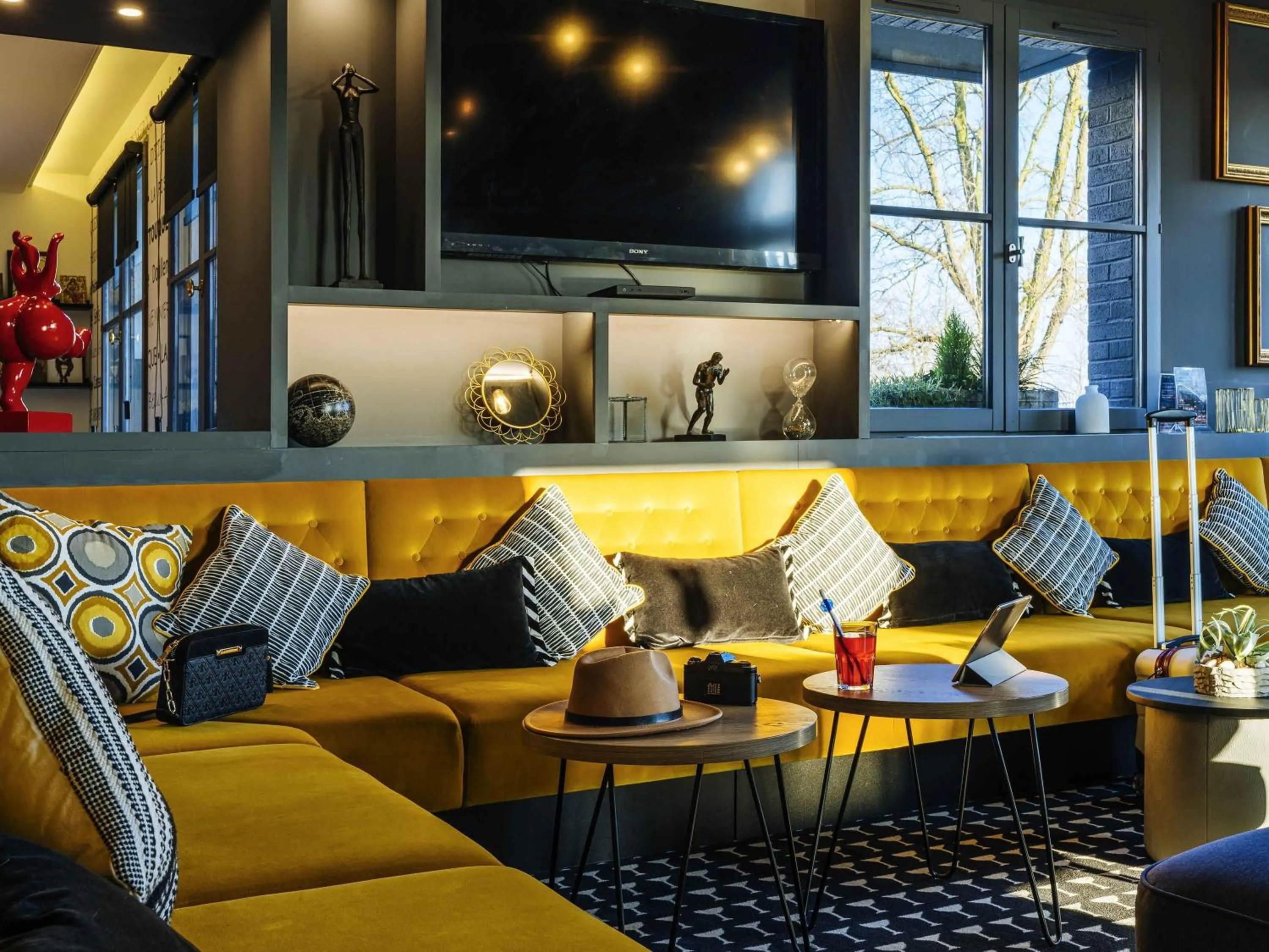 Lounge or bar in ibis Styles Douai Gare Gayant Expo