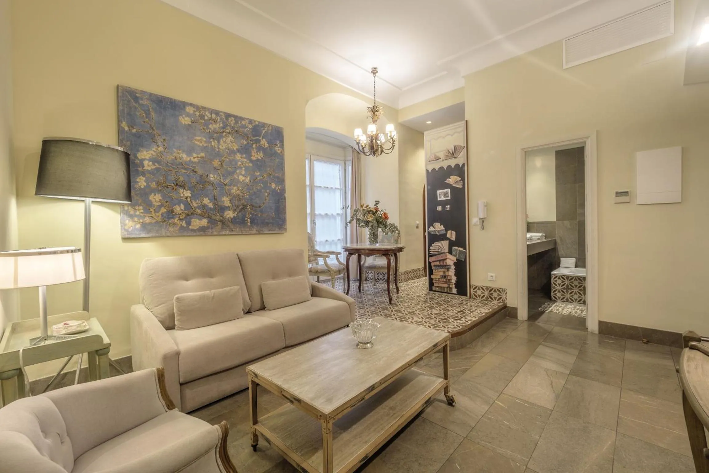 Living room in ApartaSuites Alberca Deluxe