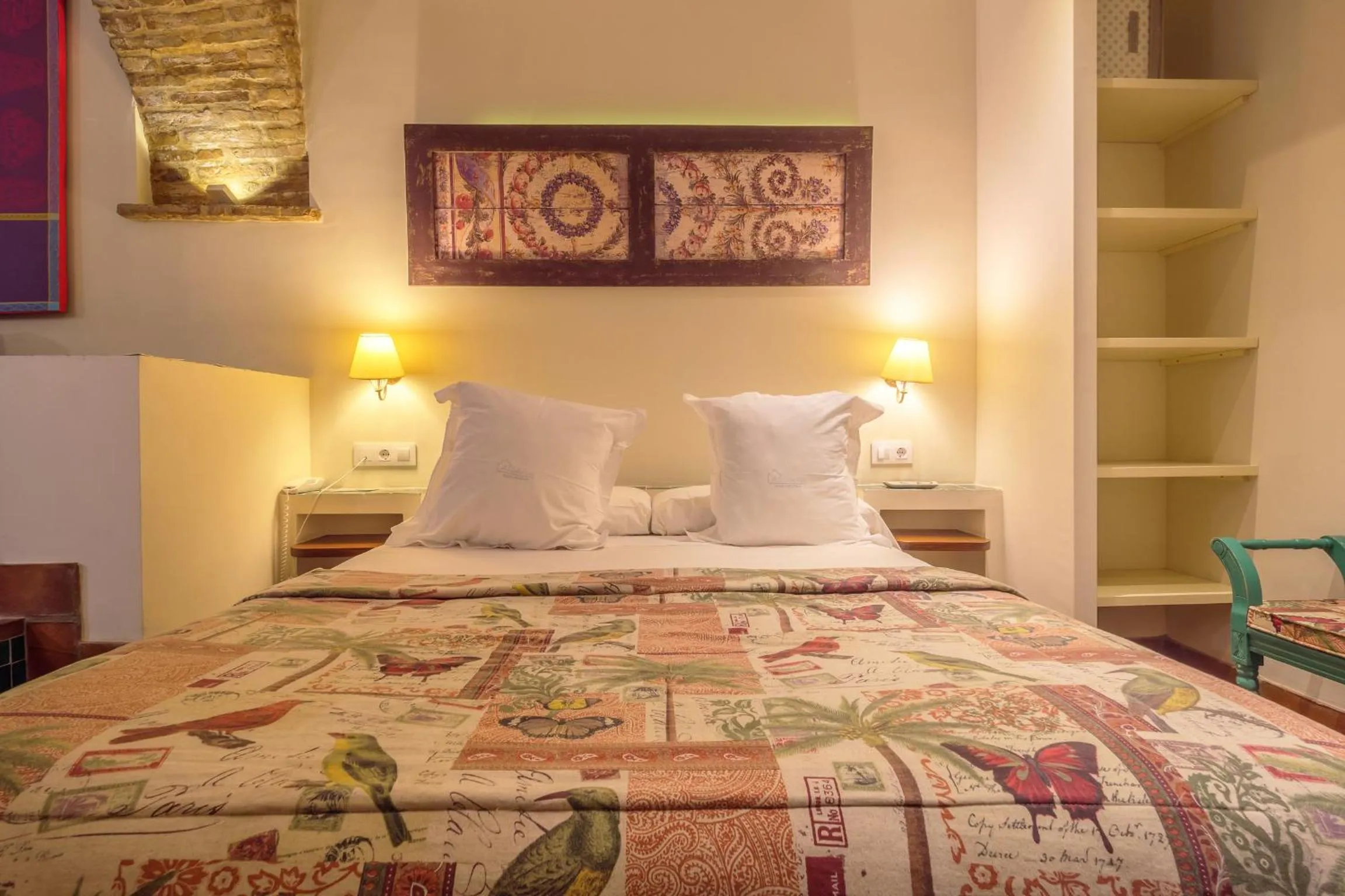 Bed in ApartaSuites Alberca Deluxe