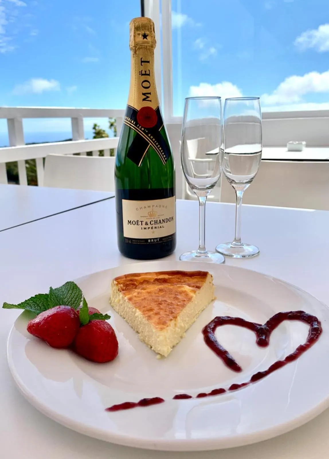 Restaurant/places to eat in Pensión Amparo Las Hayas