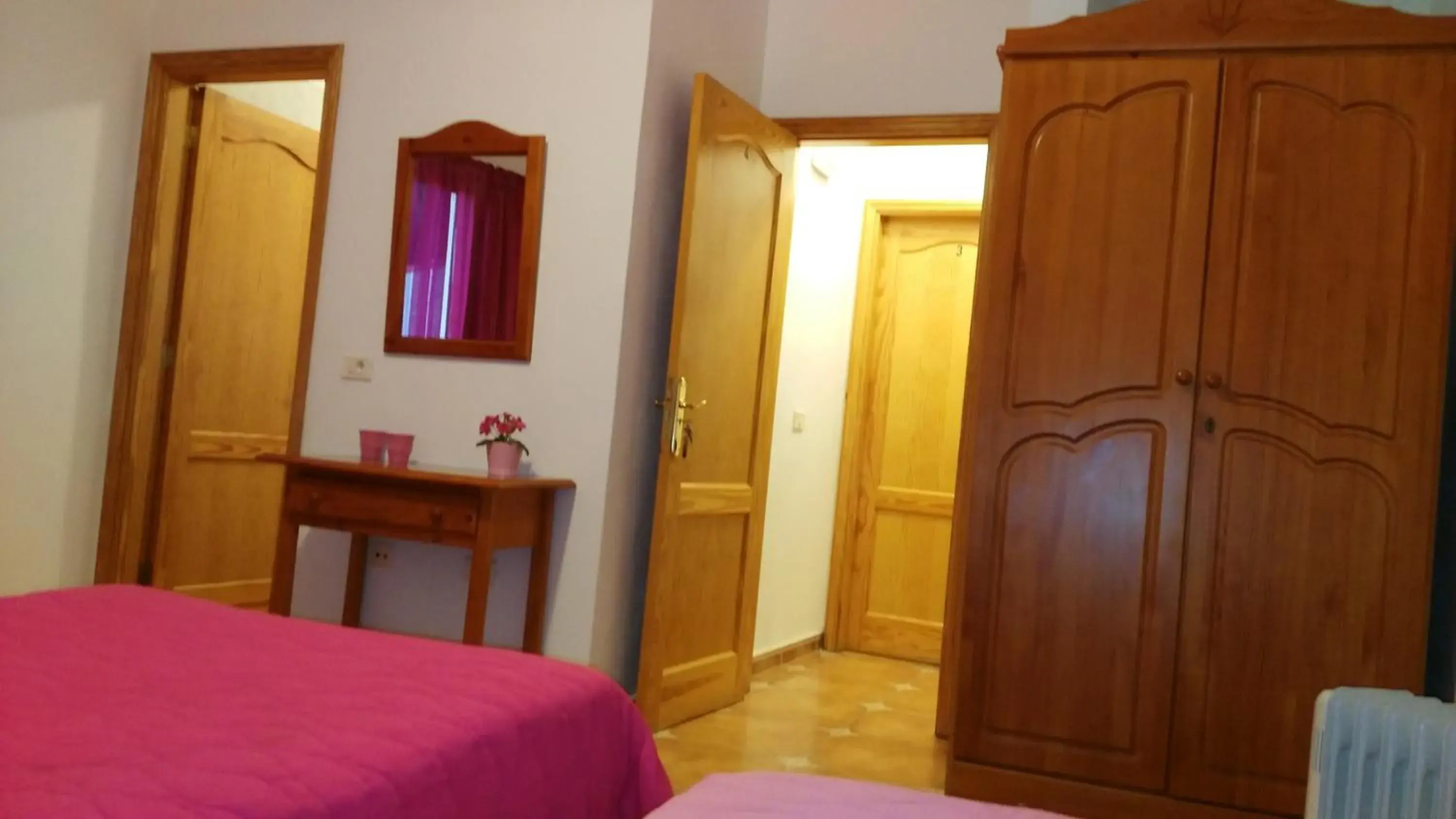 Triple Room in Pensión Amparo Las Hayas Triple Room in Pensión Amparo Las Hayas