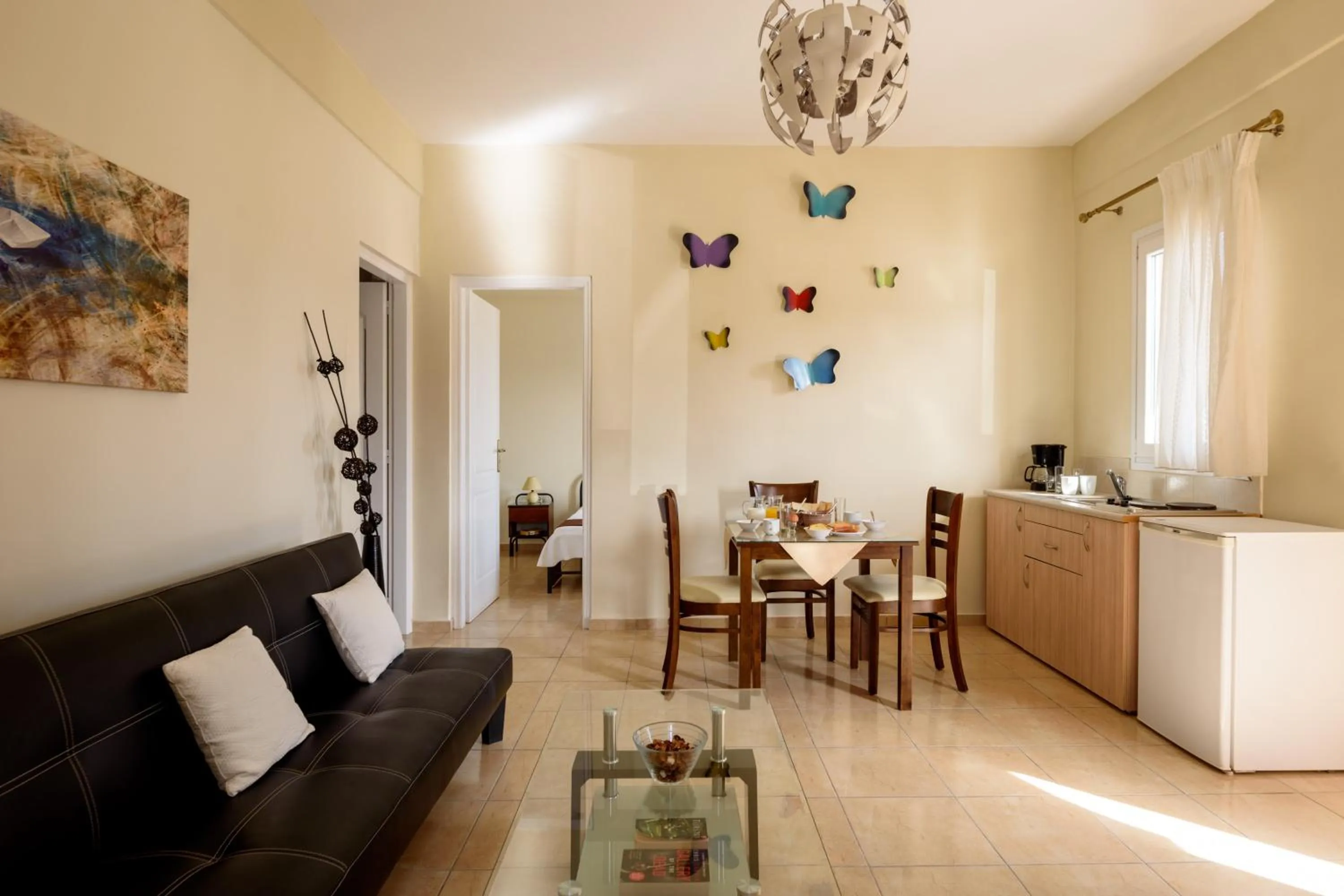 Seating area in Moonlight Apartments & Suites