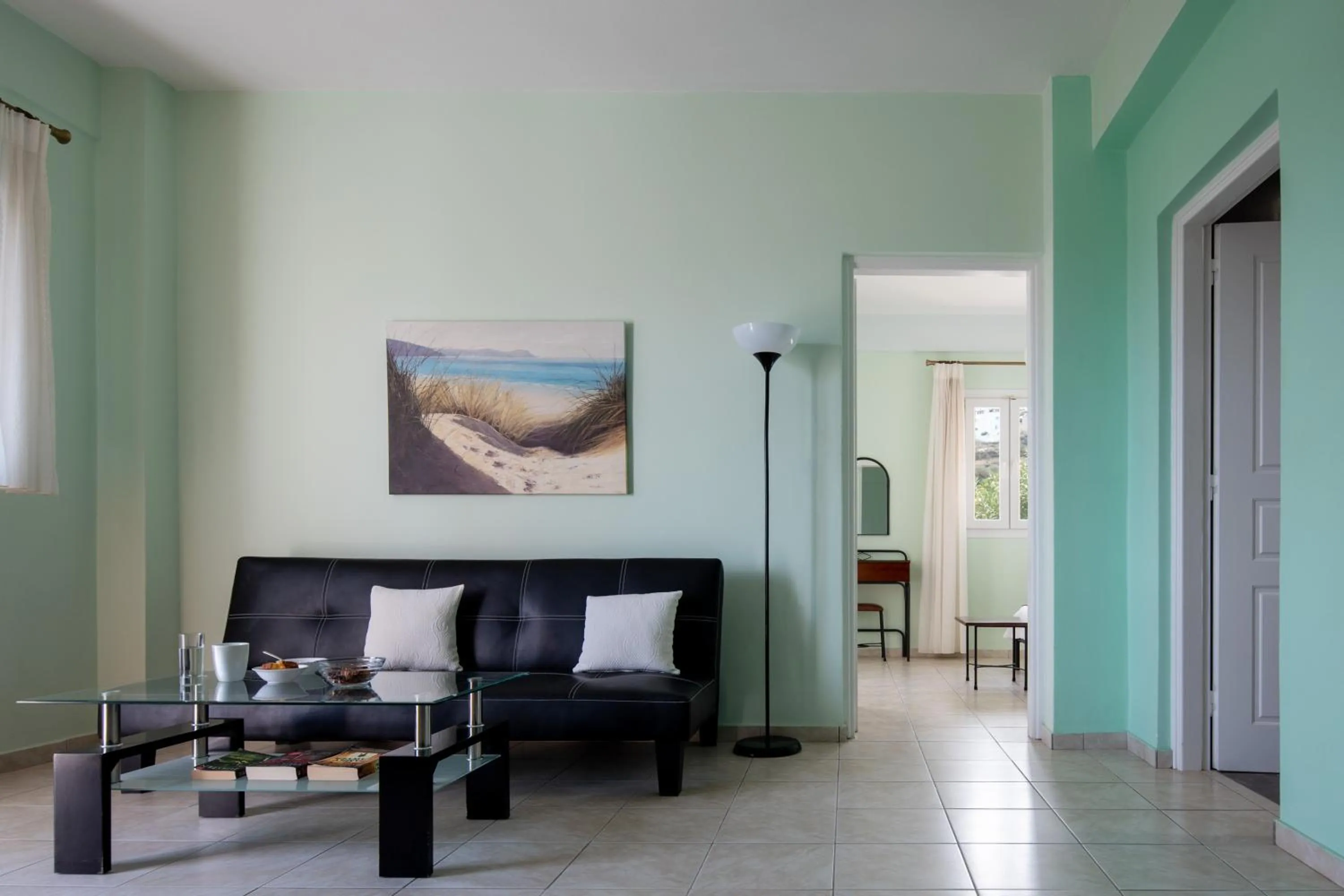 Living room in Moonlight Apartments & Suites