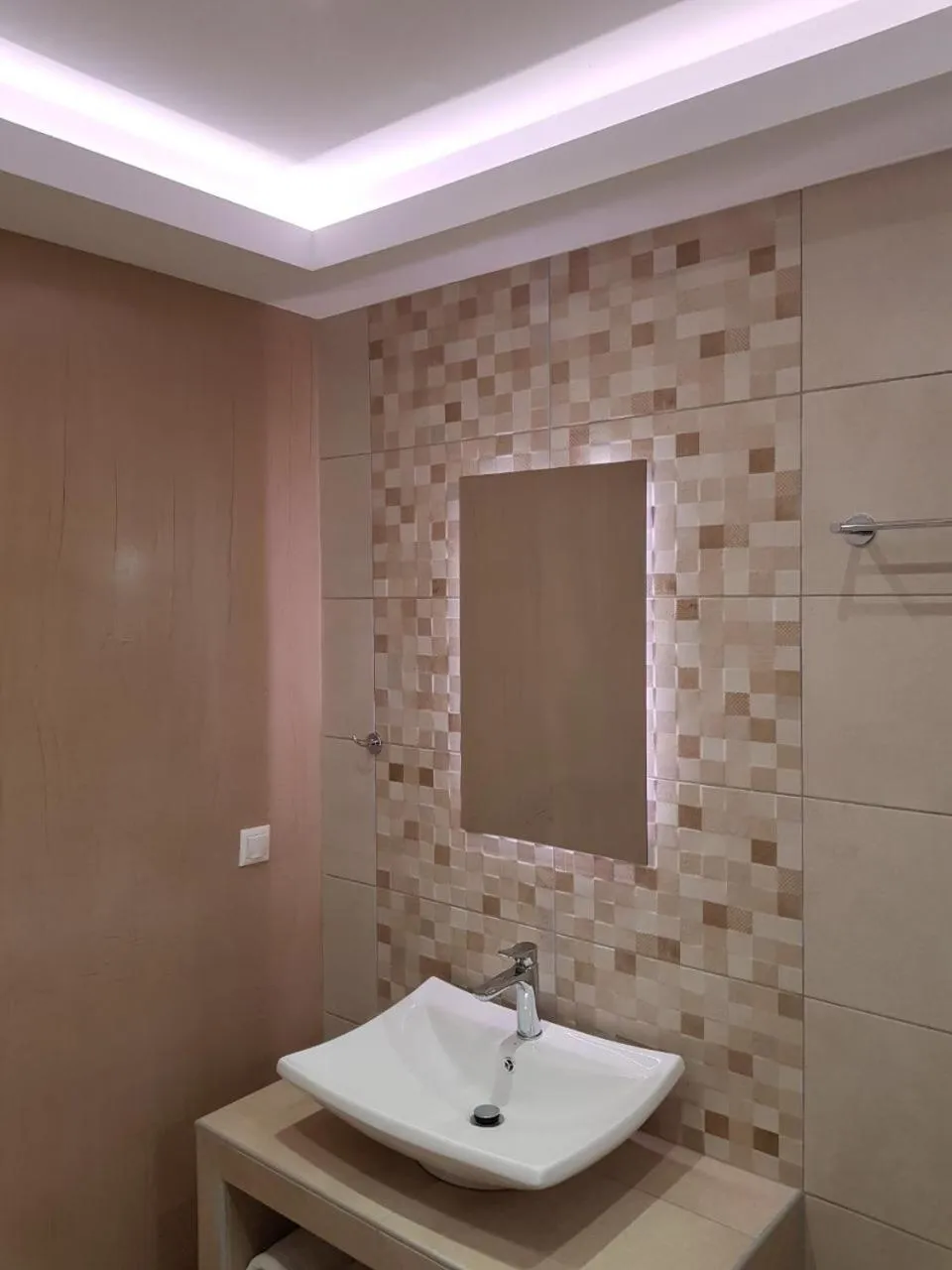 Bathroom in Moonlight Apartments & Suites