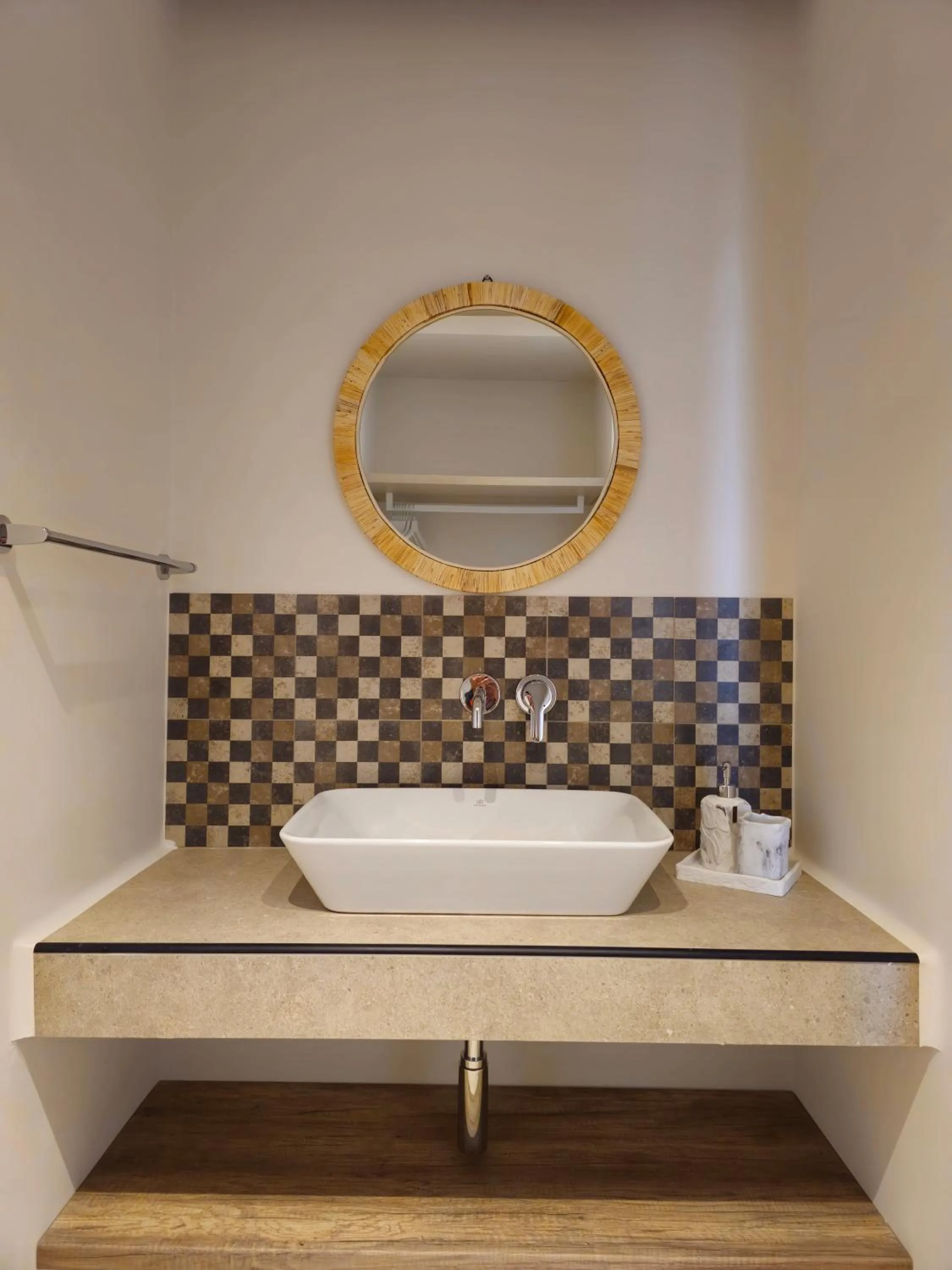 Bathroom in Moonlight Apartments & Suites