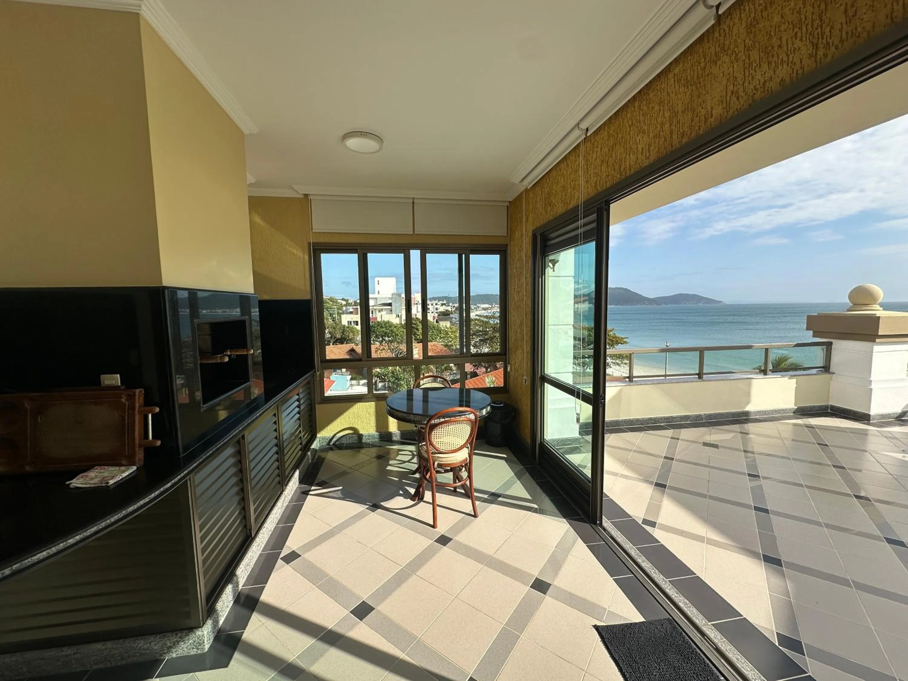 Golfinhos Apart Hotel