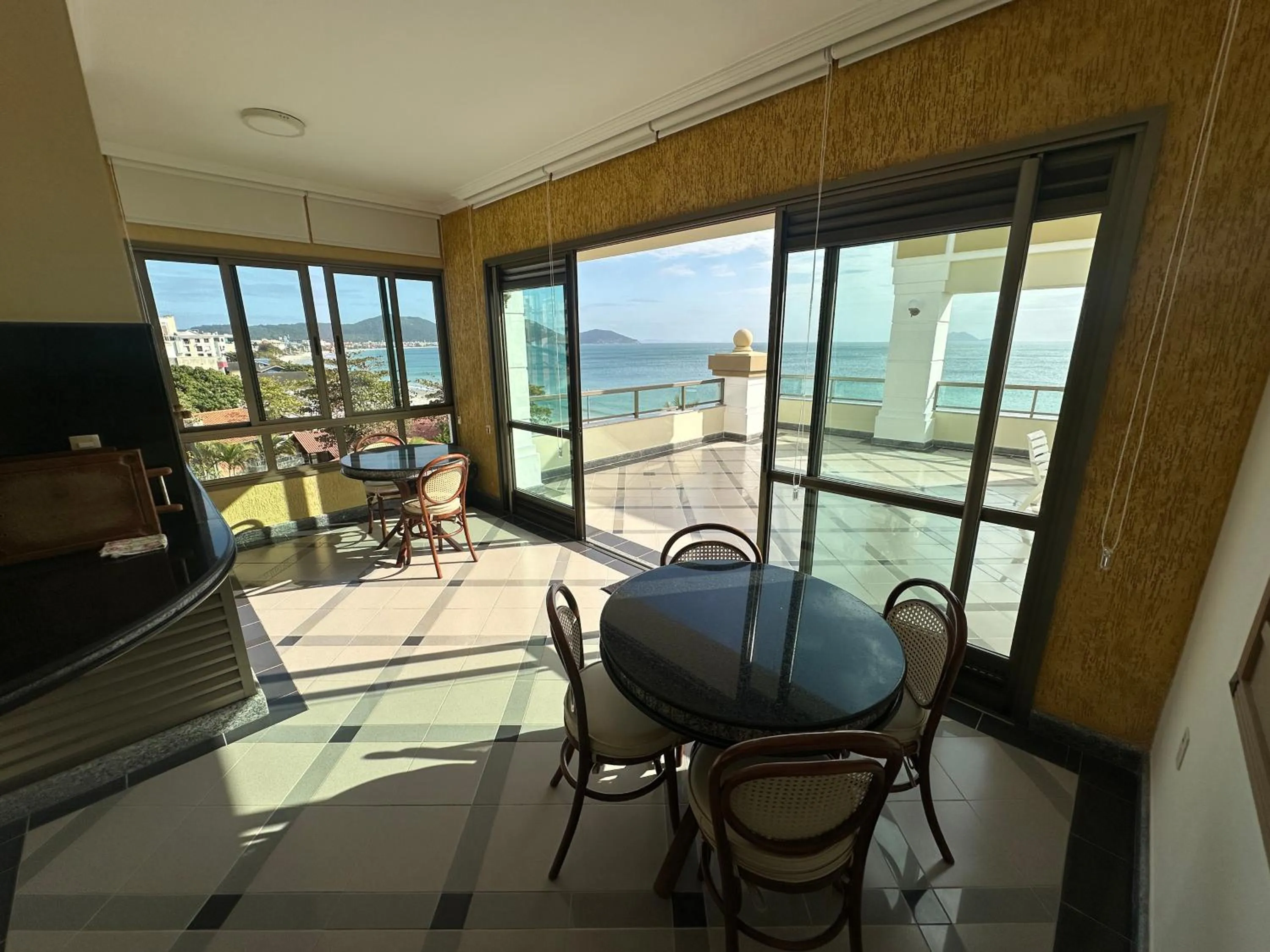 Golfinhos Apart Hotel