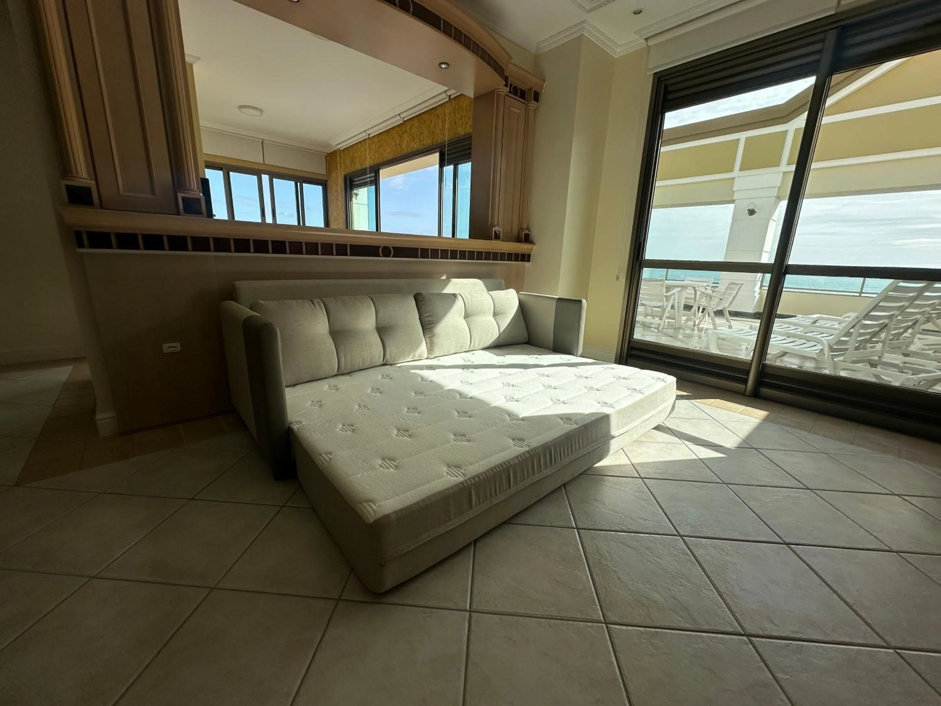 Bed in Golfinhos Apart Hotel