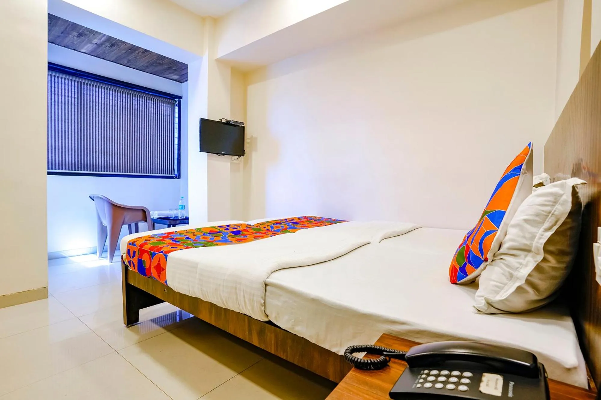 Bedroom, Bed in Hotel O Shalimar