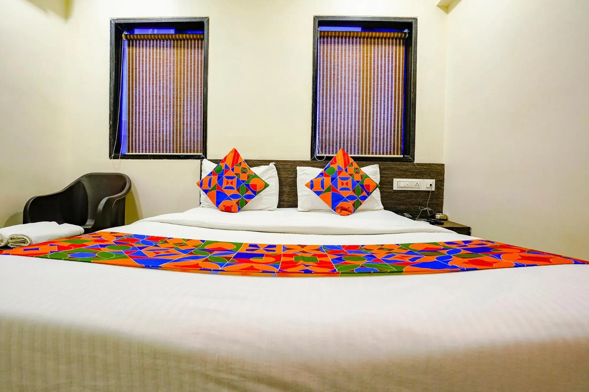 Bedroom, Bed in Hotel O Shalimar