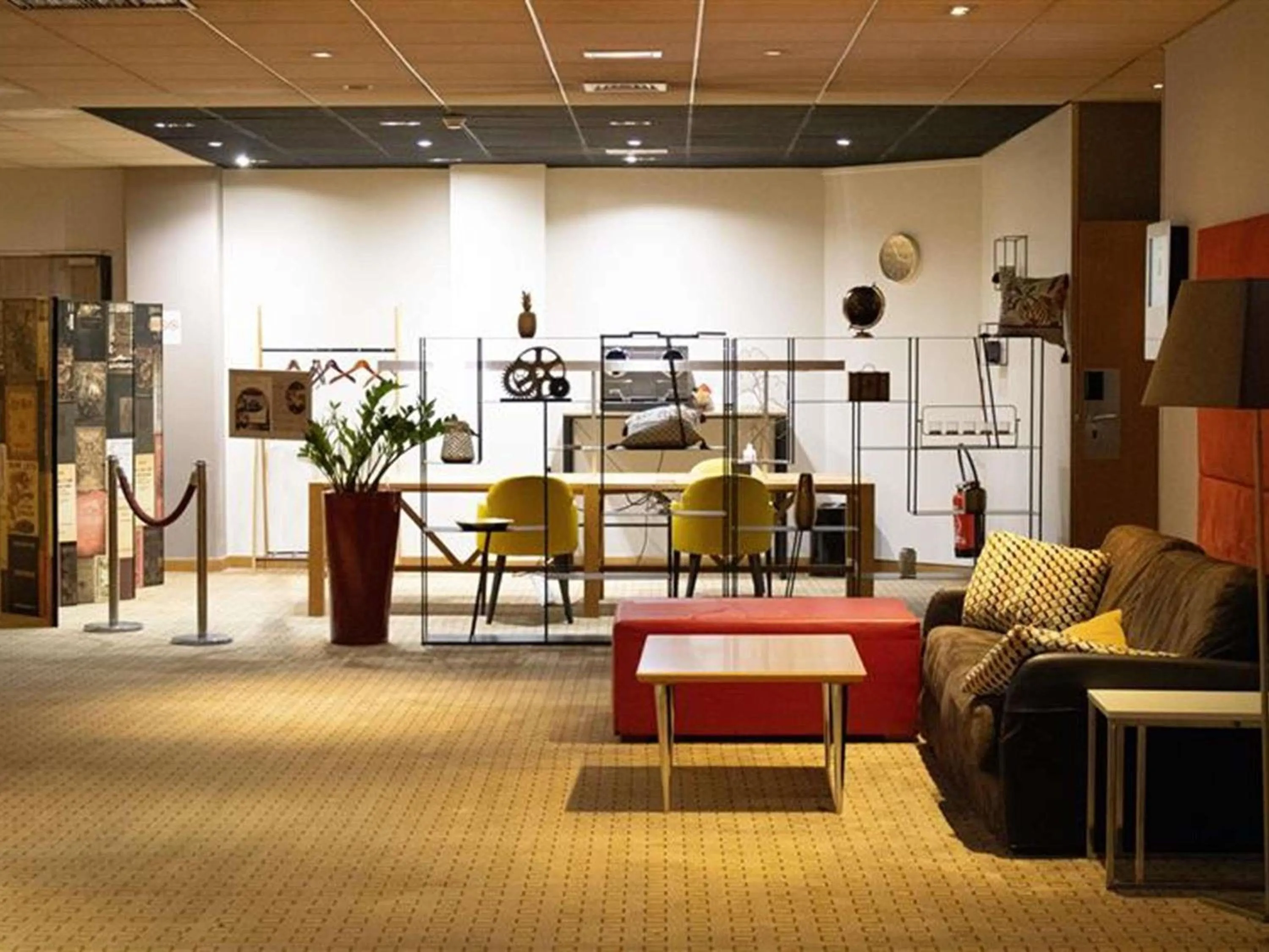 Meeting/conference room in Mercure Paris Roissy CDG