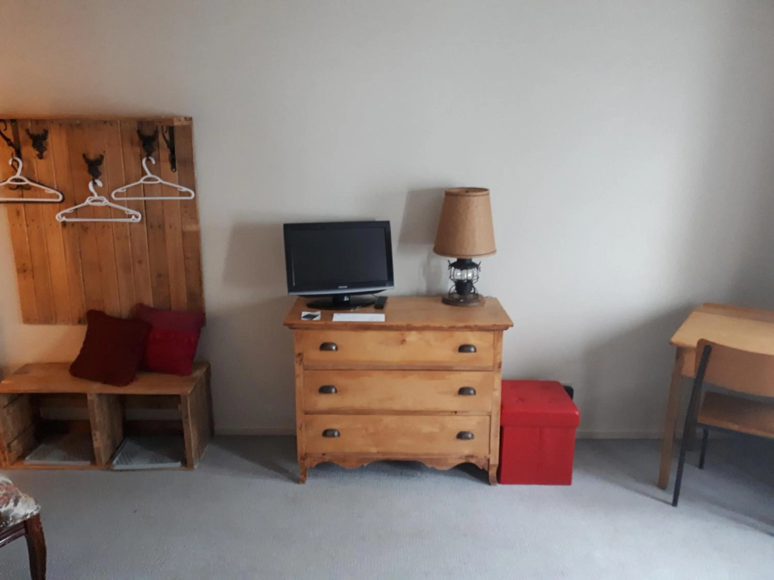 TV and multimedia in hotel au vieux bardeau