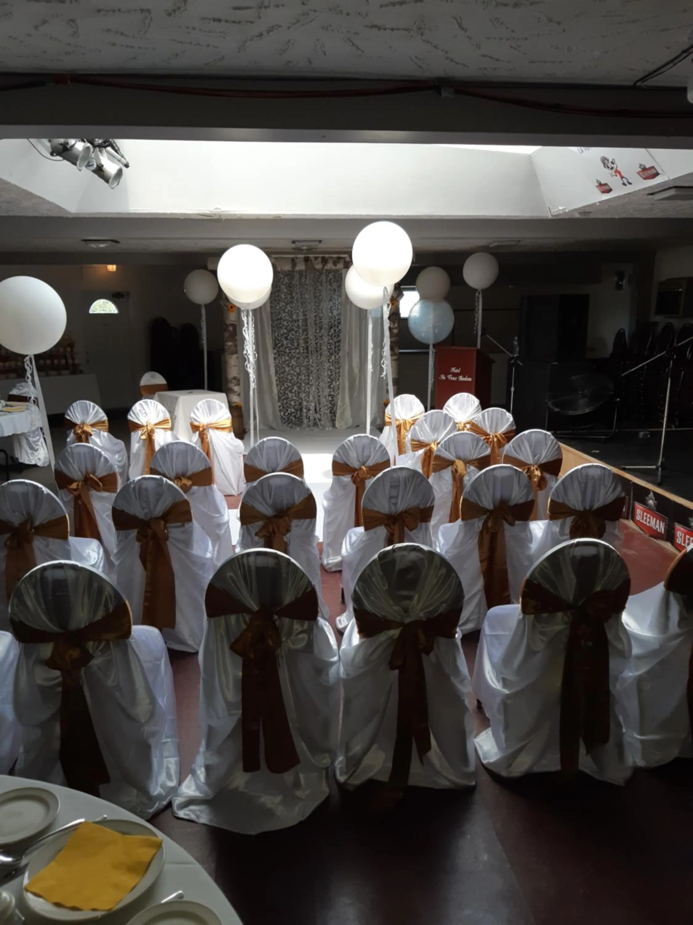 Banquet/Function facilities in hotel au vieux bardeau