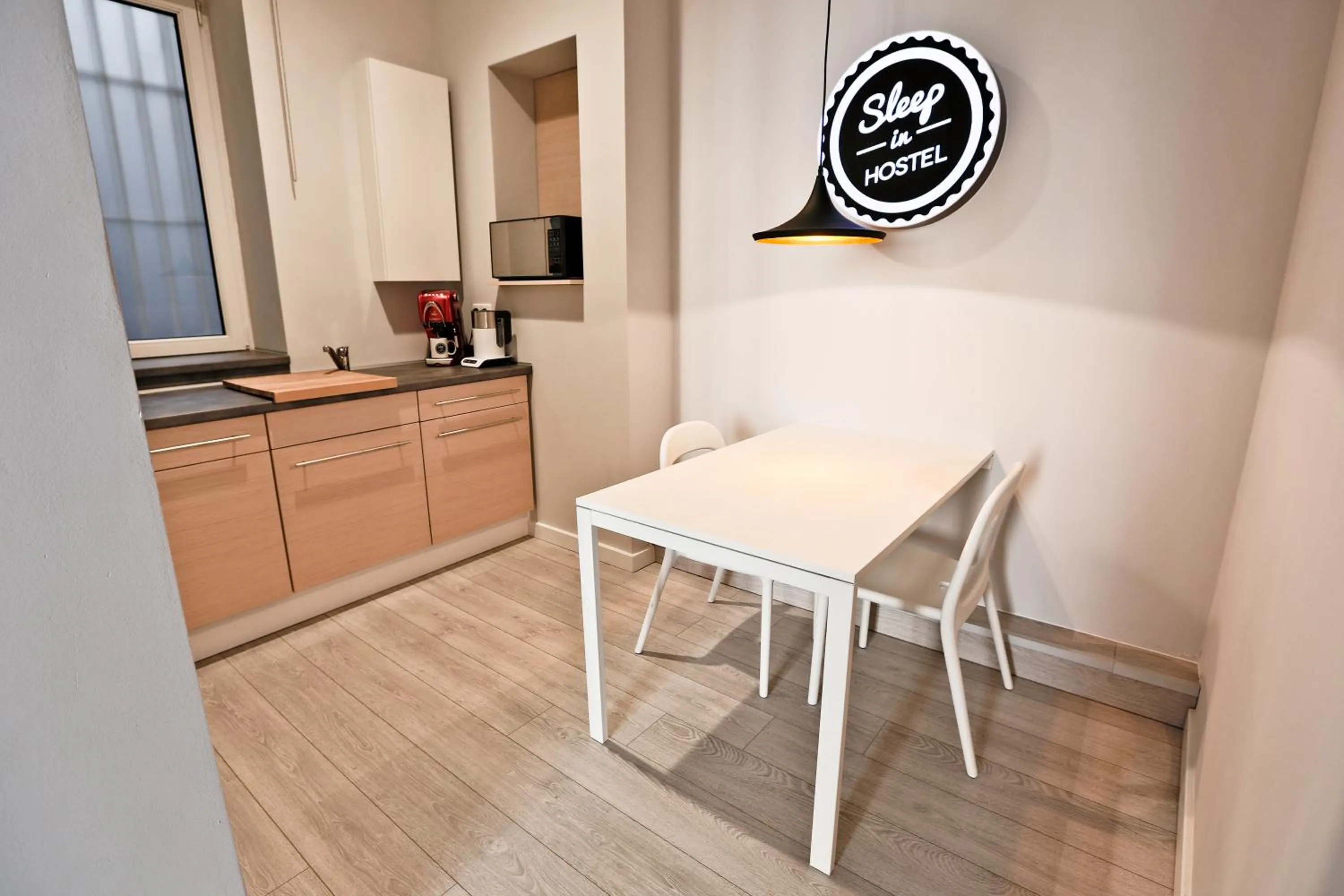 Kitchen or kitchenette in Sleep in Hostel & Apartments Stary Rynek