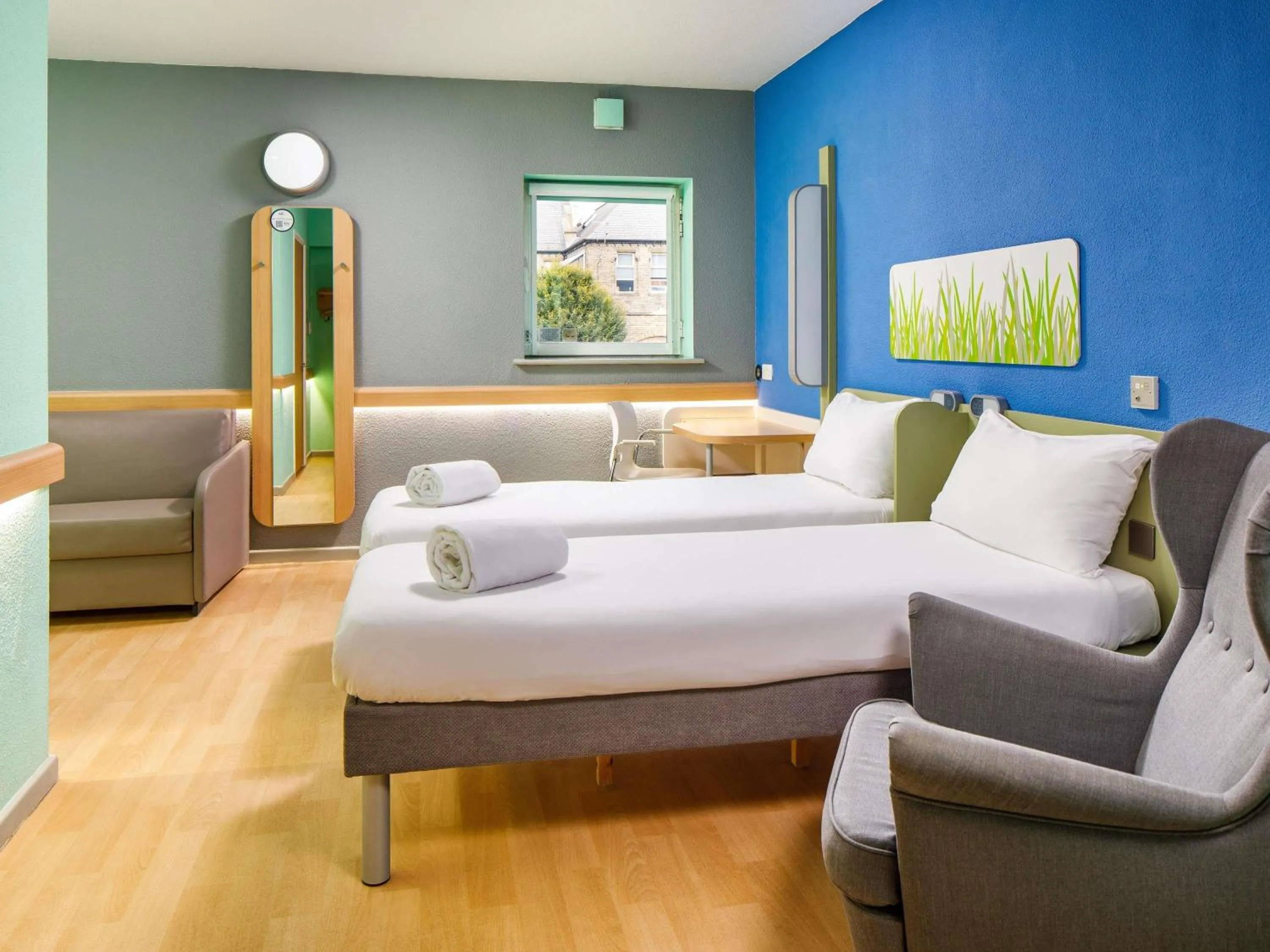 Bedroom in ibis budget Sheffield Arena