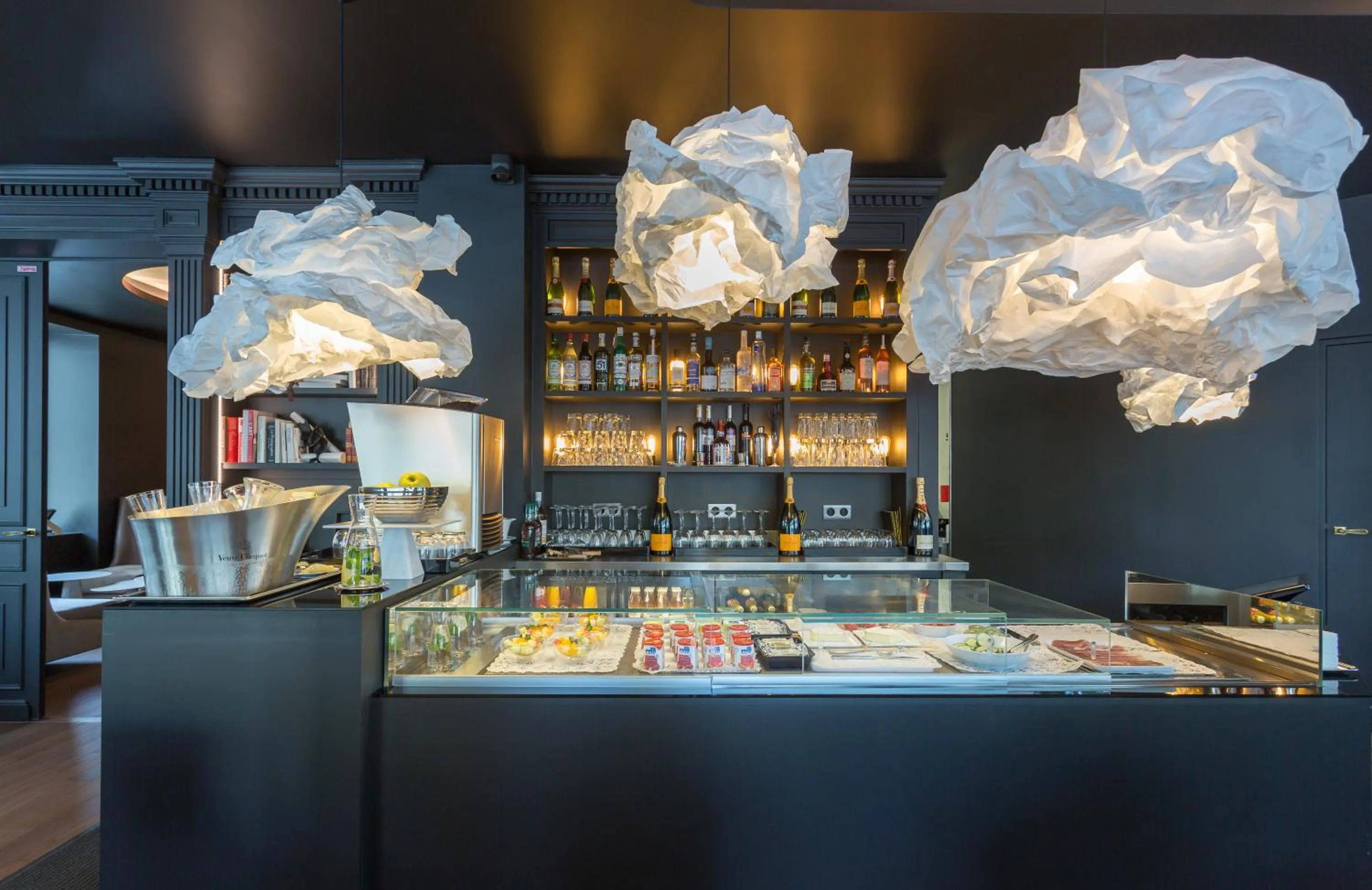 Restaurant/places to eat in Hôtel La Comtesse