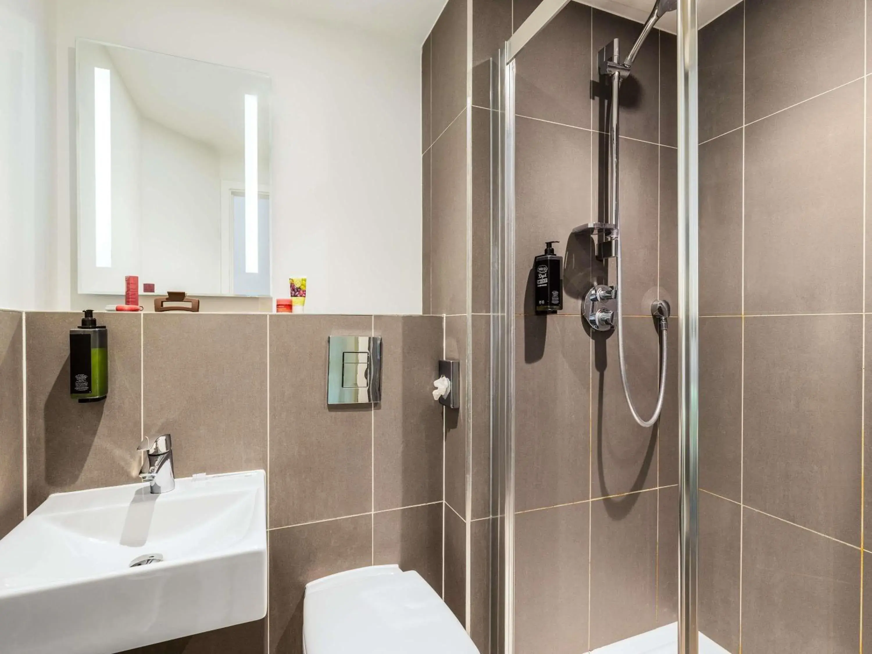 Twin Room - single occupancy in ibis budget Derby Twin Room - single occupancy in ibis budget Derby