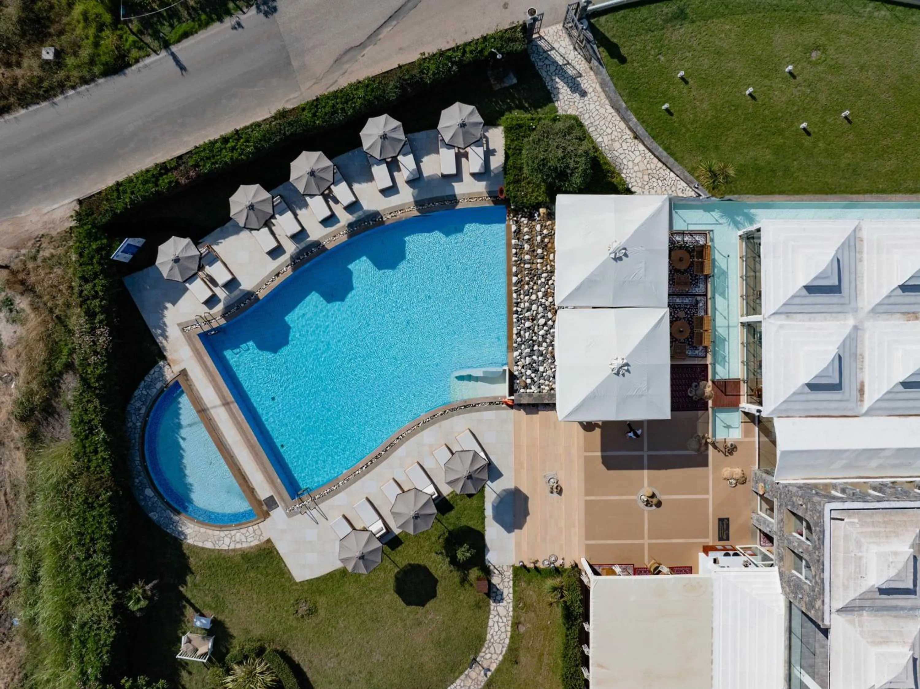 Swimming pool in Restia