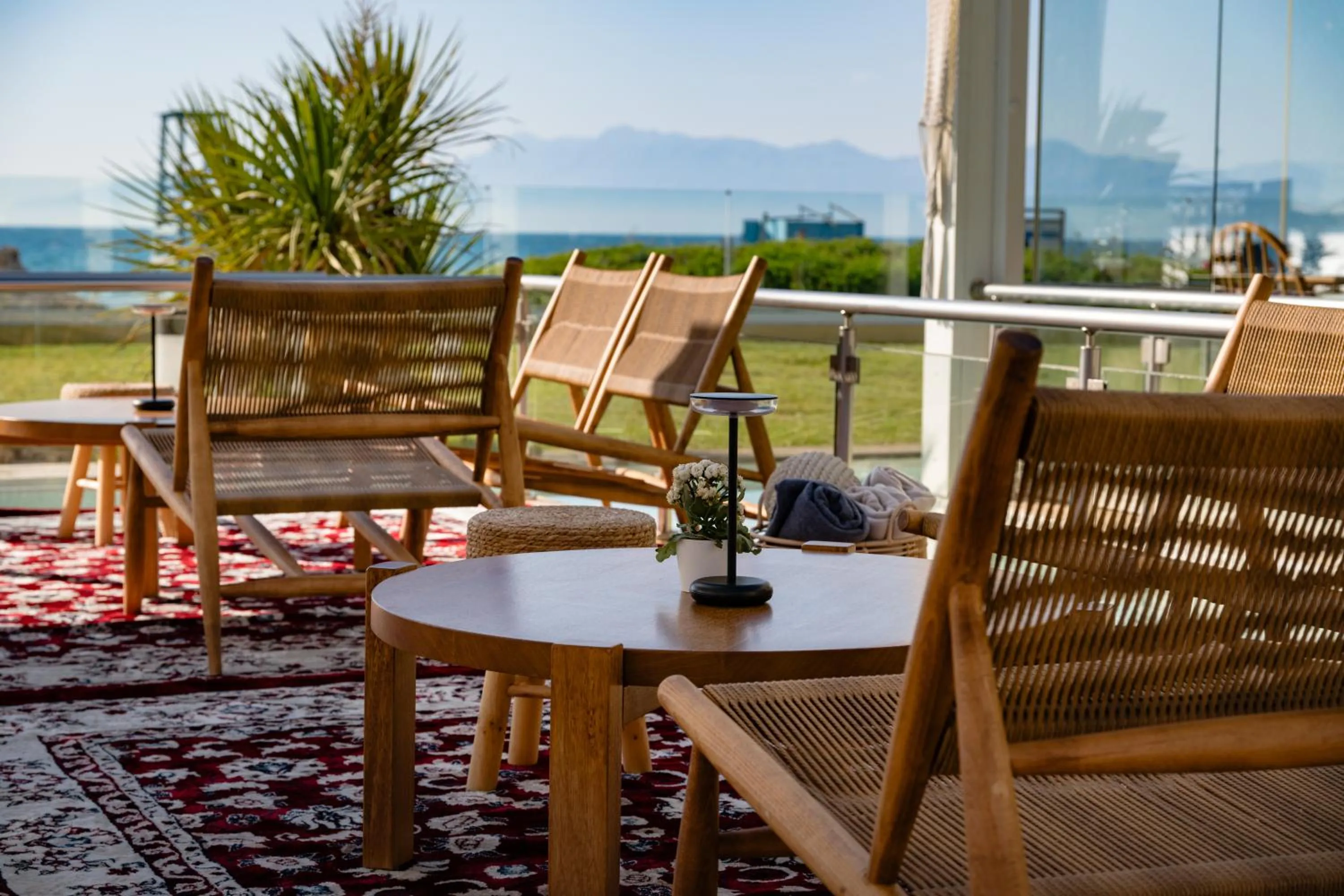 Lounge or bar in Restia